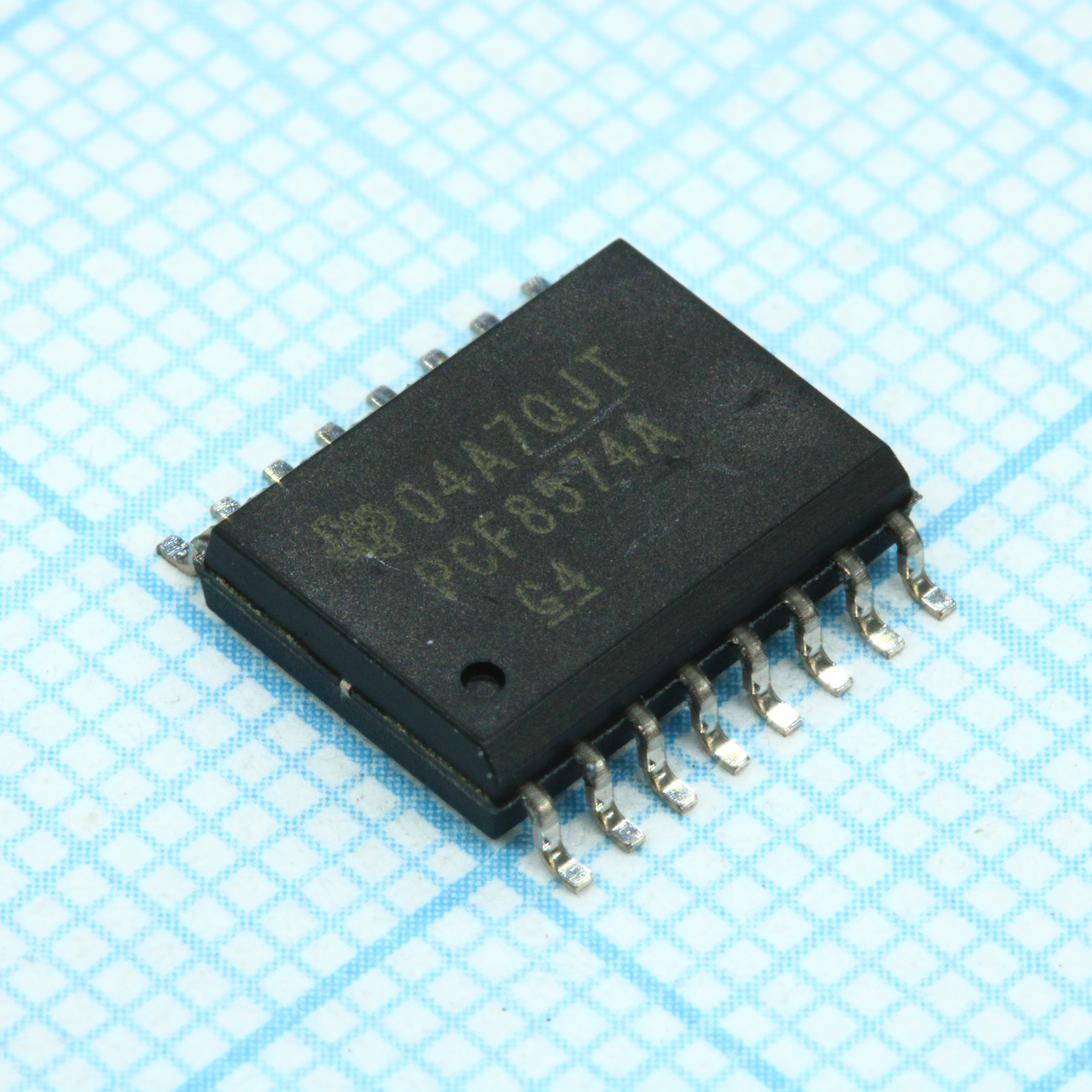 Фото PCF8574ADWR Texas Instruments — PCF8574ADWR — Расширители входов/выходов — Texas Instruments