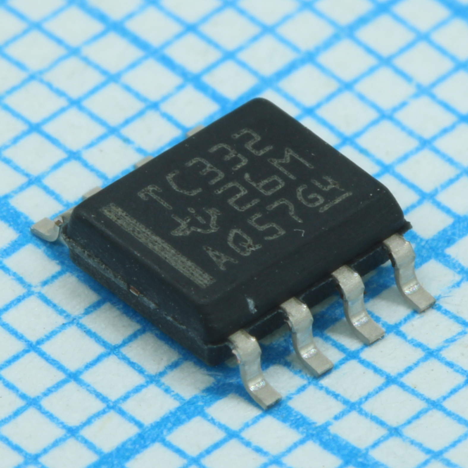 Фото TCAN332D Texas Instruments — TCAN332D — CAN, LIN интерфейсы — Texas Instruments