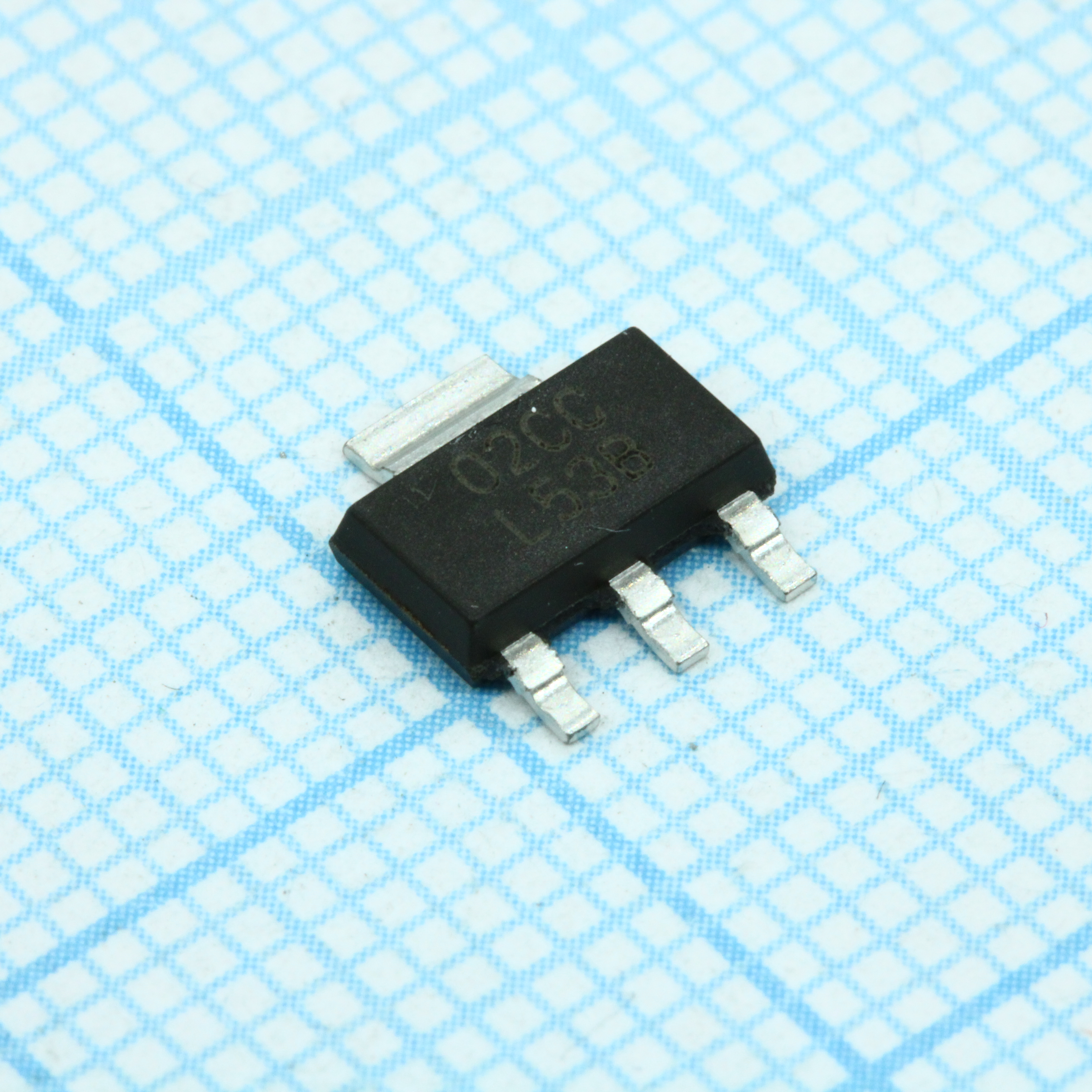 Фото LM2940IMP-5.0 Texas Instruments — LM2940IMP-5.0/NOPB