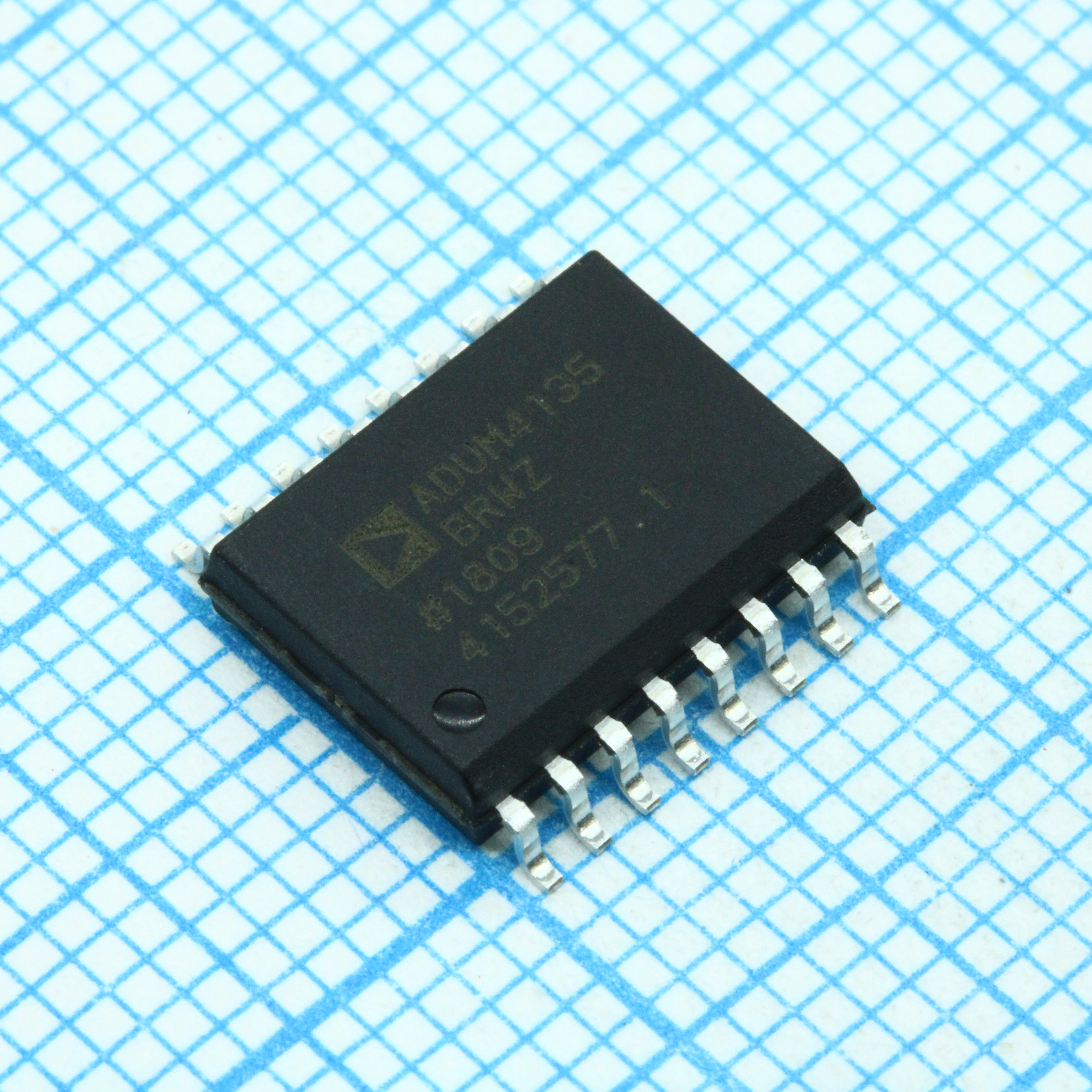 Фото ADUM4135BRWZ Analog Devices, Inc. — ADUM4135BRWZ — Цифровые изоляторы — Analog Devices, Inc.