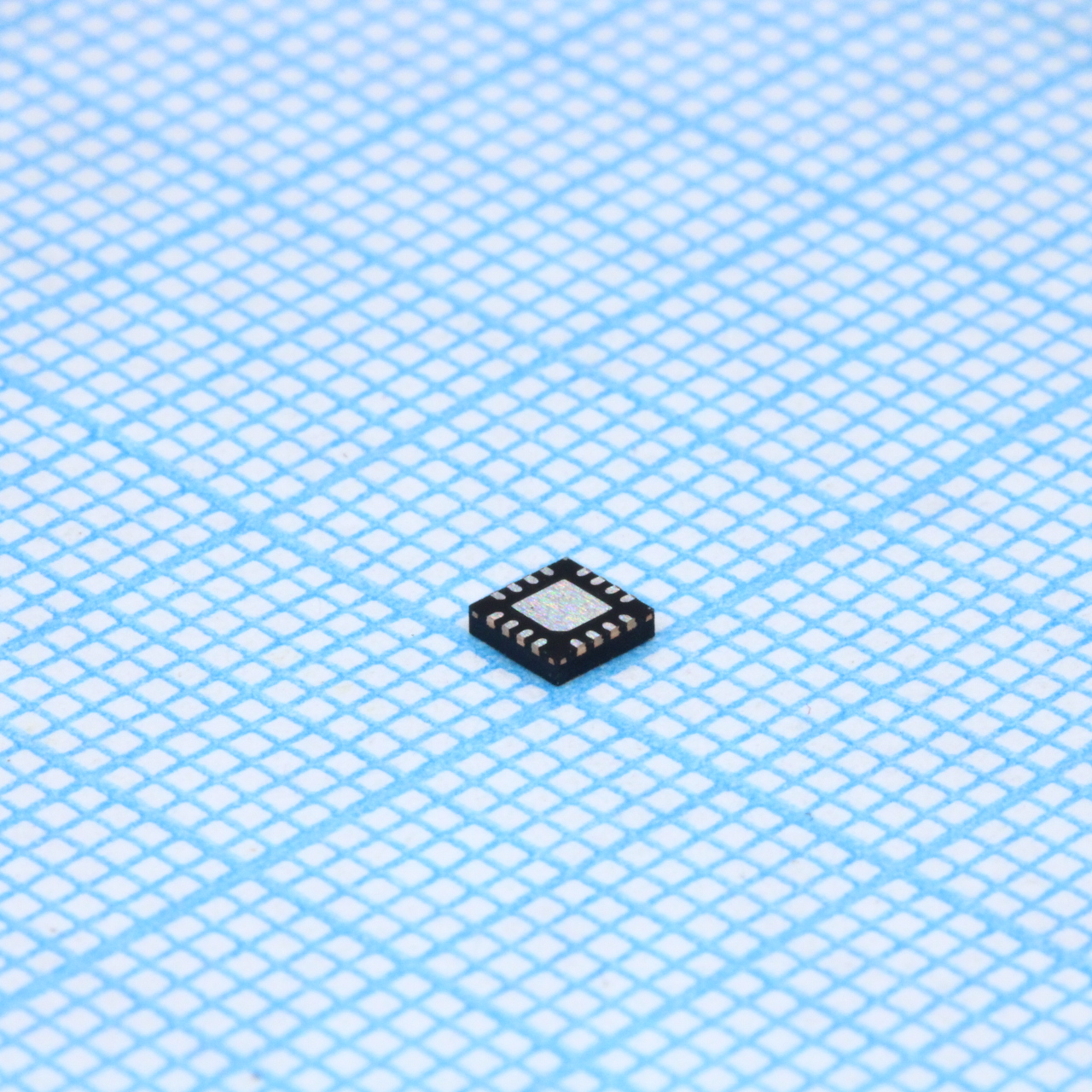 Фото TPS54319RTET Texas Instruments — TPS54319RTER — Импульсные преобразователи — Texas Instruments