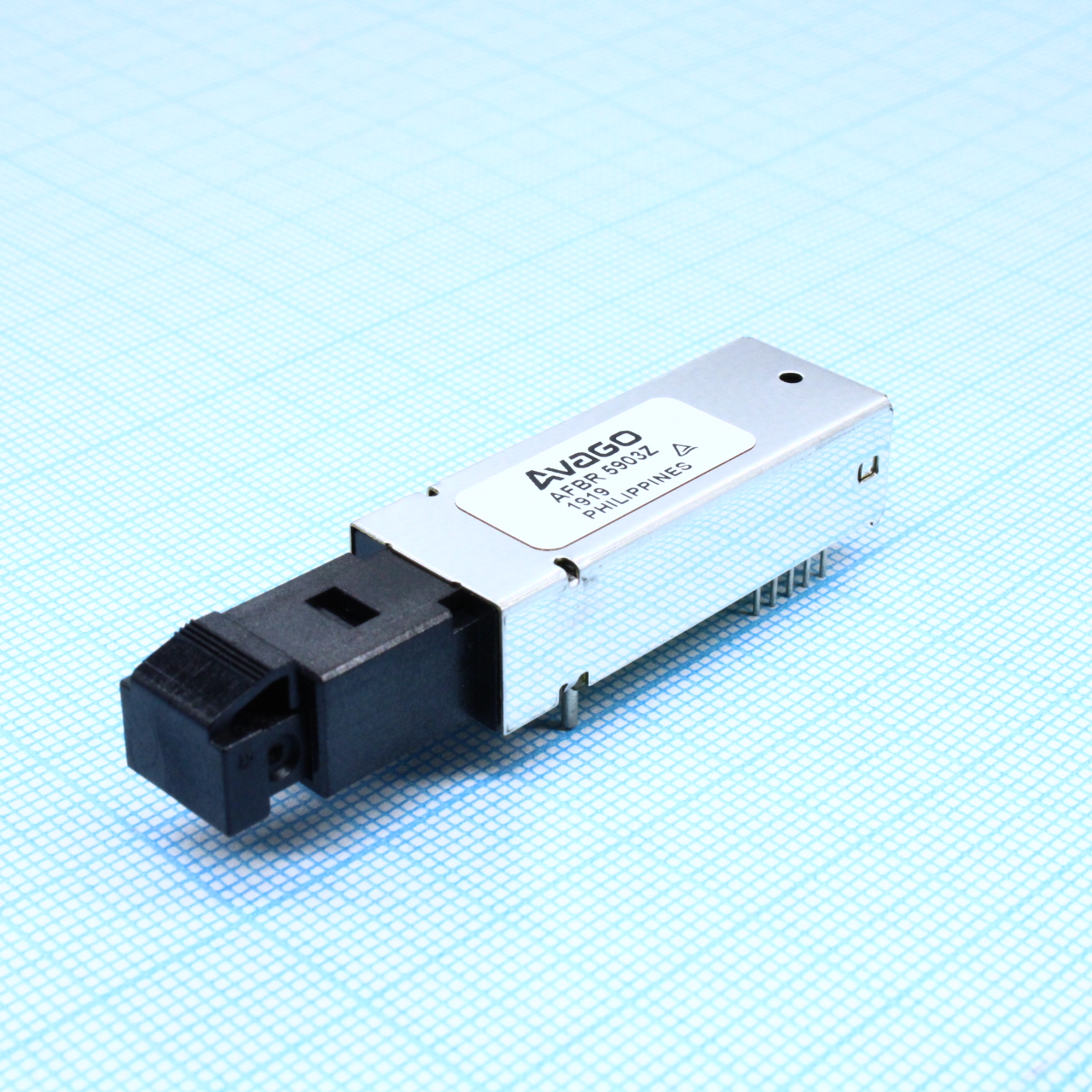 Фото AFBR-5903Z Broadcom — AFBR-5903Z — Оптоволоконные приемопередатчики — Broadcom