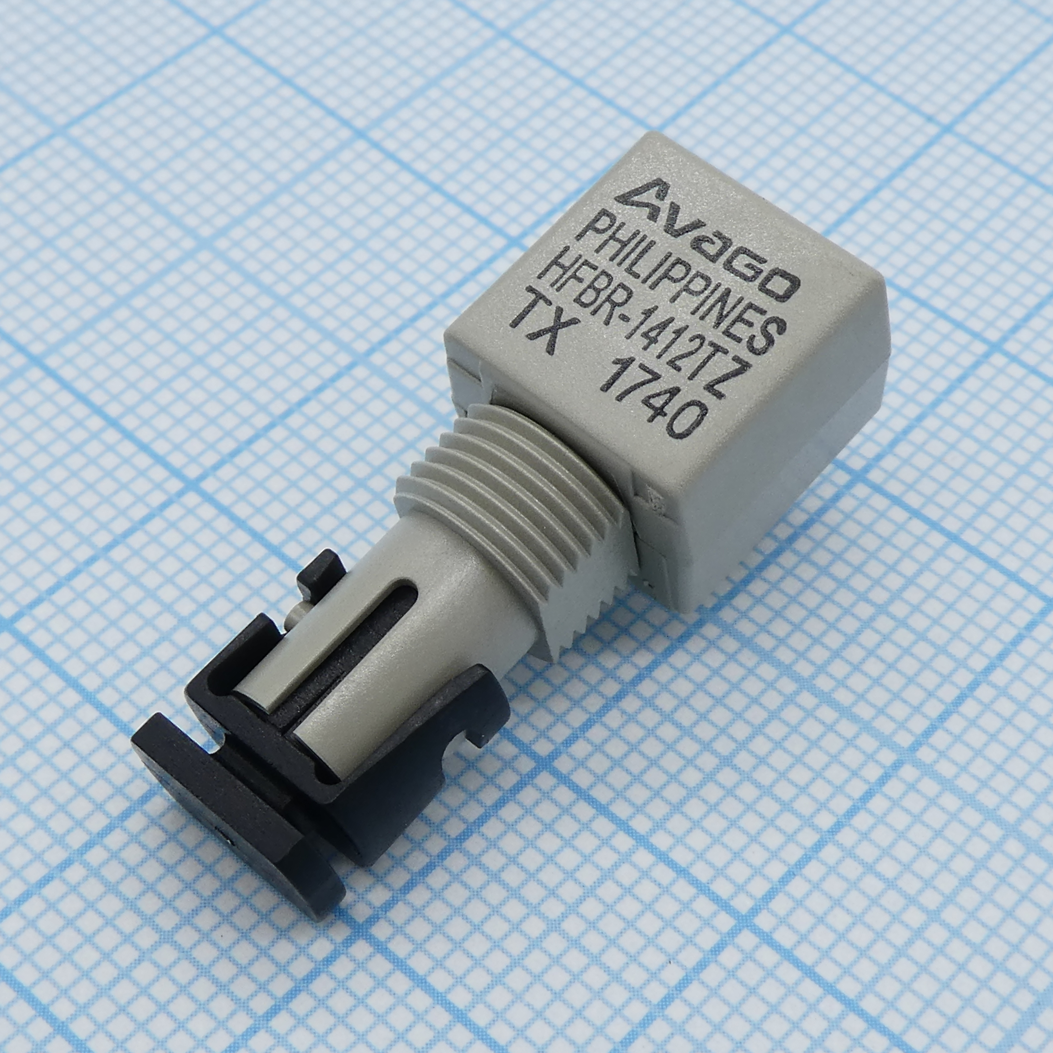 Фото HFBR-1412TZ Broadcom — HFBR-1412TZ — Оптоволоконные приемопередатчики — Broadcom