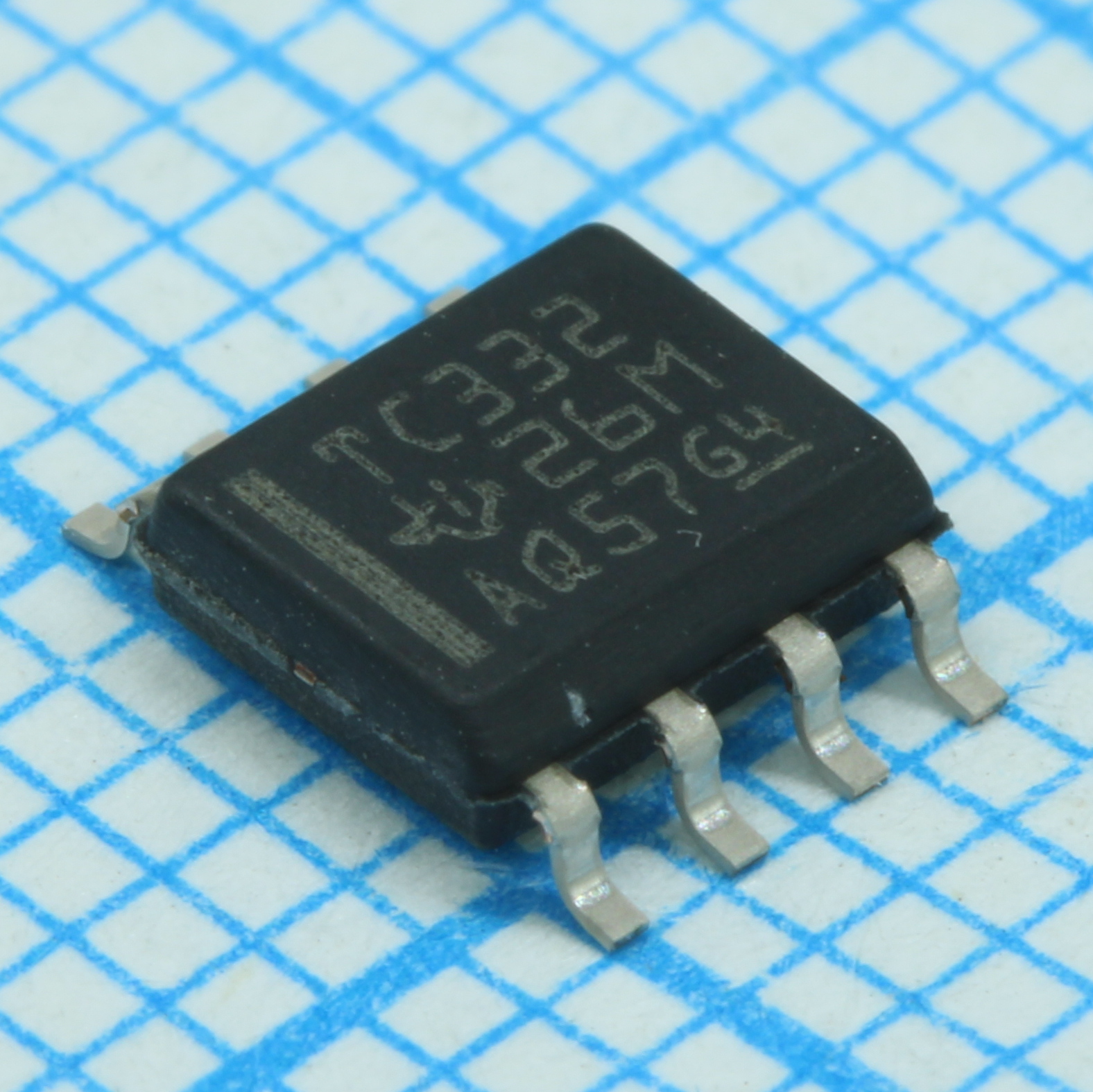 Фото TC4428EOA Microchip Technology Inc. — TC4428EOA713