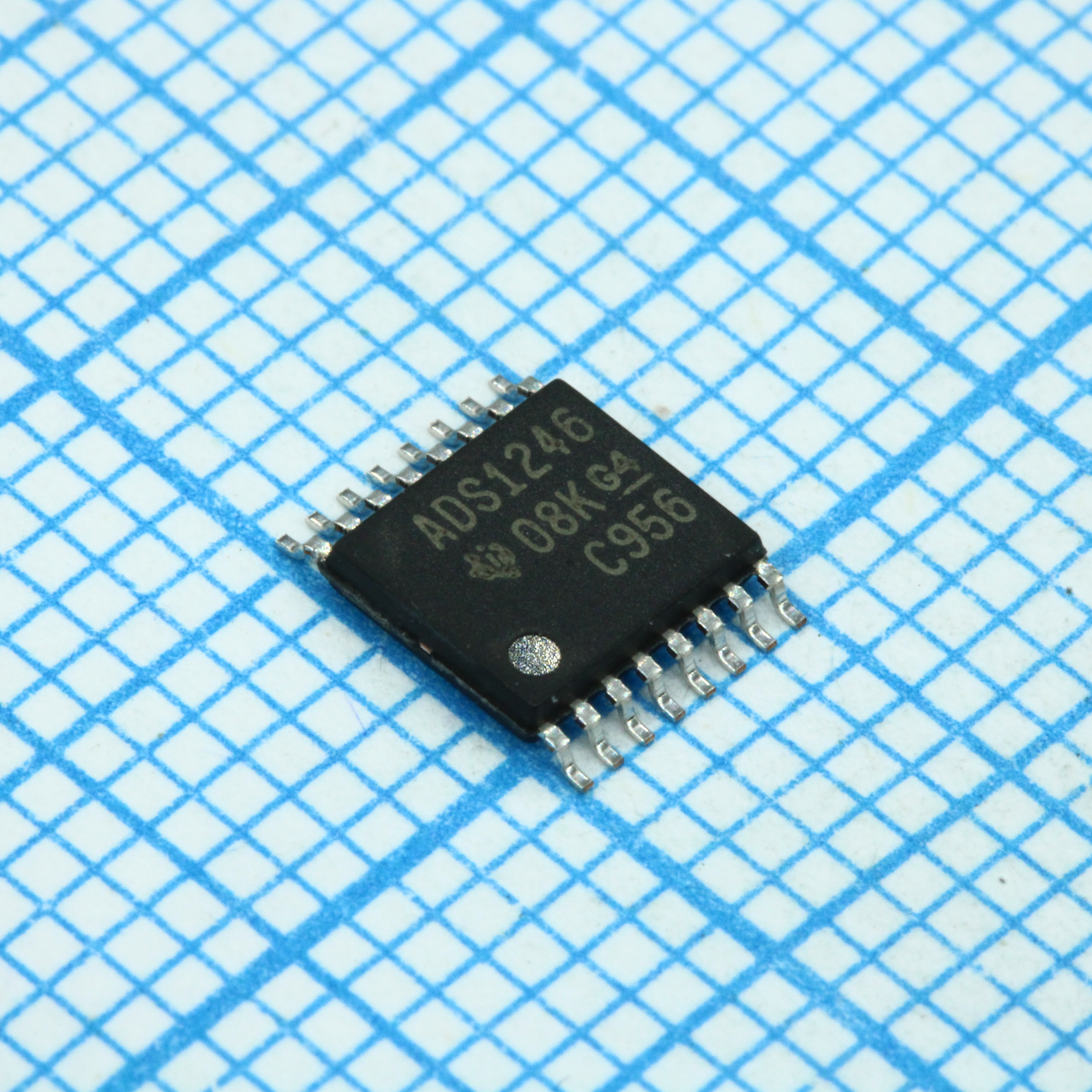 Фото ADS1246IPWR Texas Instruments — ADS1246IPWR — Аналого-Цифровые Преобразователи (АЦП) — Texas Instruments
