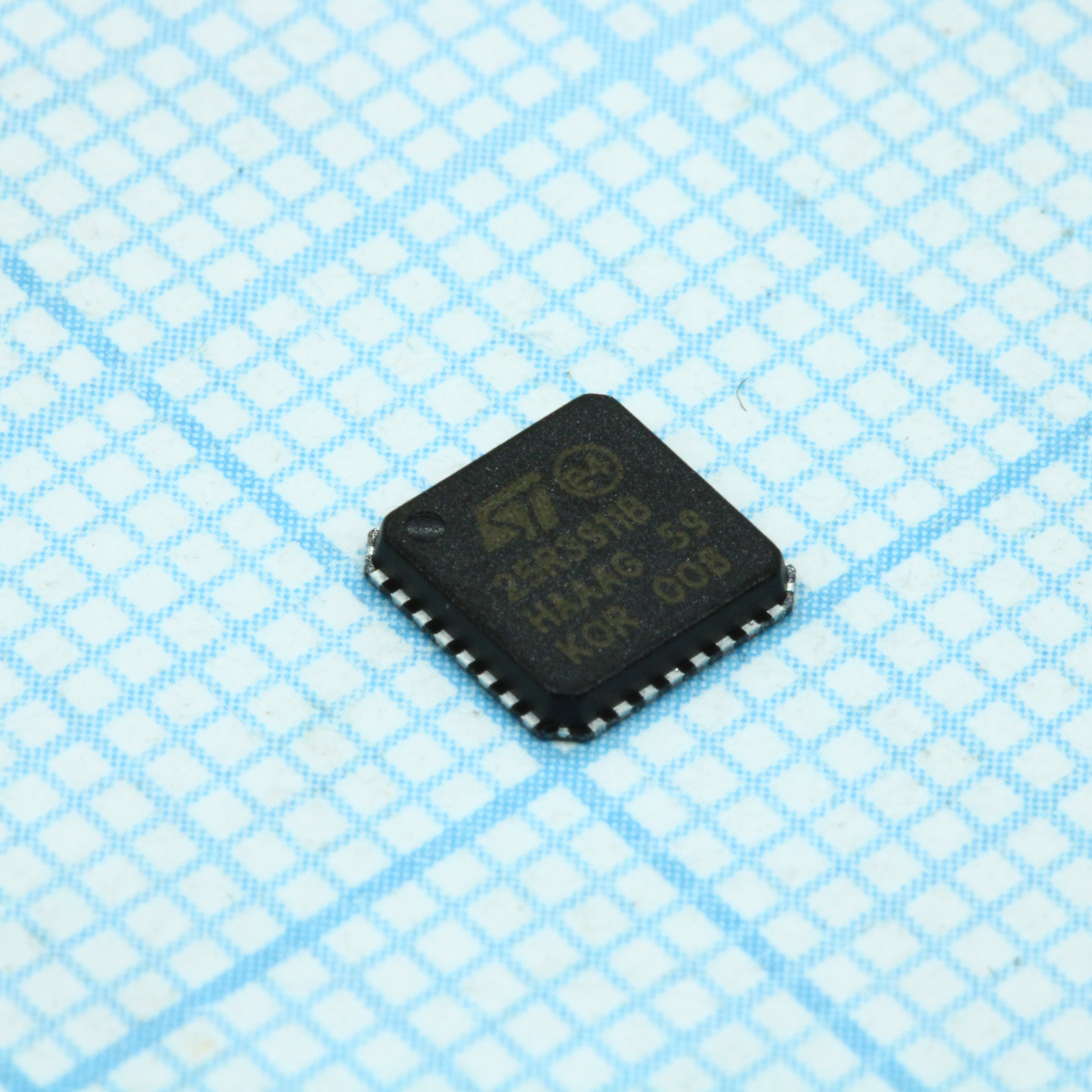 Фото ST25R3911B-AQFT ST Microelectronics — ST25R3911B-AQFT — Радиочастотные метки - RFID — ST Microelectronics