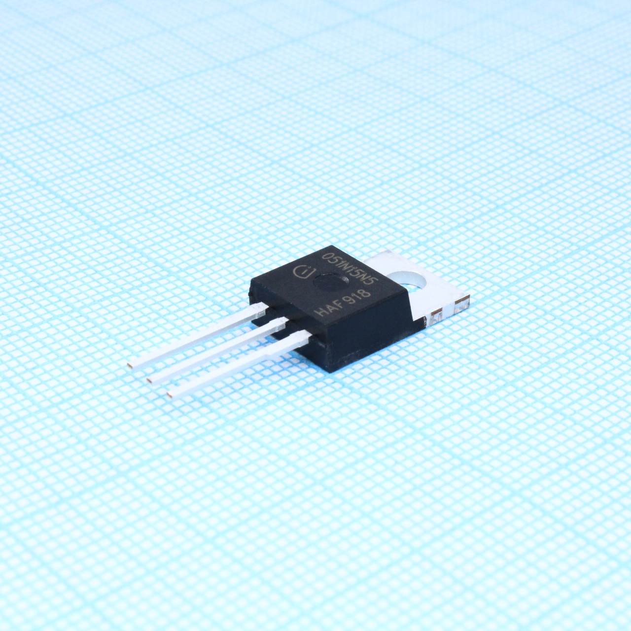 Фото IPP051N15N5AKSA1 Infineon Technologies — IPP051N15N5 — Одиночные MOSFET транзисторы — Infineon Technologies