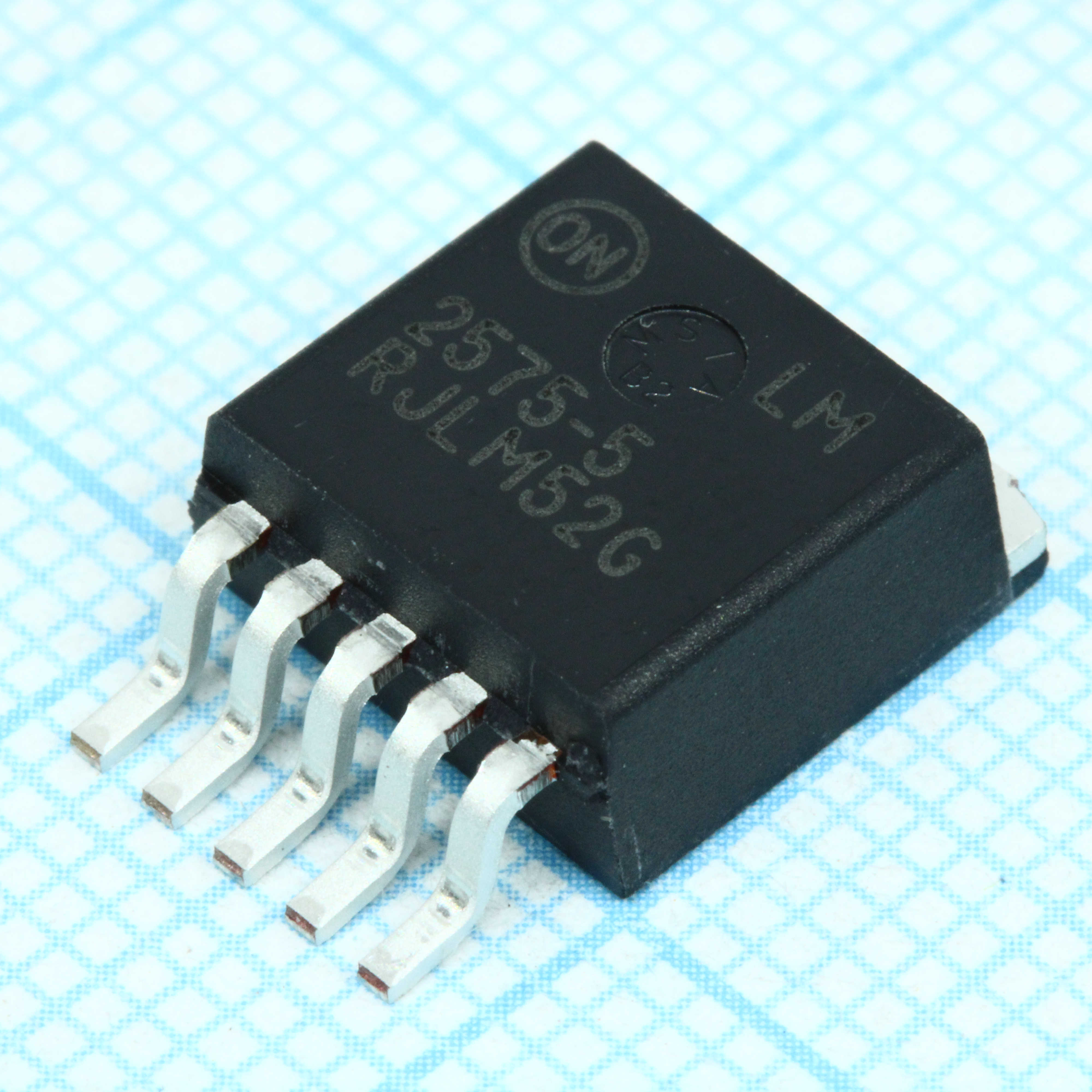 Фото LM2575D2T-5G ON Semiconductor — LM2575D2T-5G — Импульсные преобразователи — ON Semiconductor