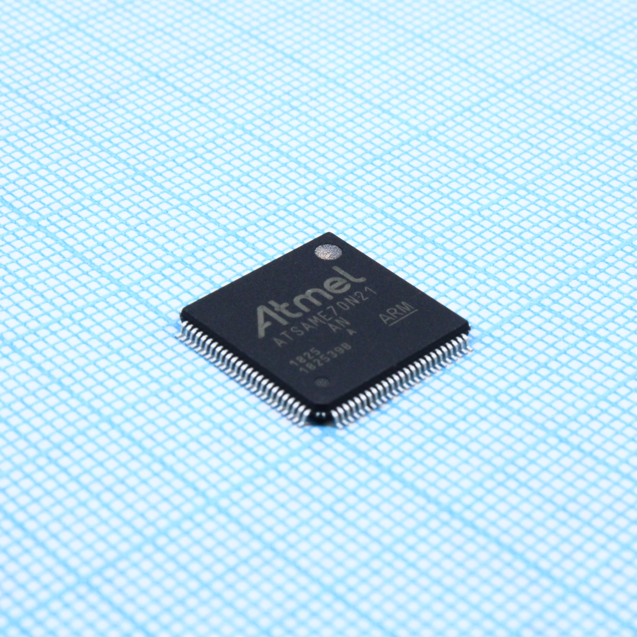 Фото ATSAME70N21A-AN Microchip Technology Inc. — ATSAME70N21A-AN — Микроконтроллеры Microchip/Atmel — Microchip Technology Inc.