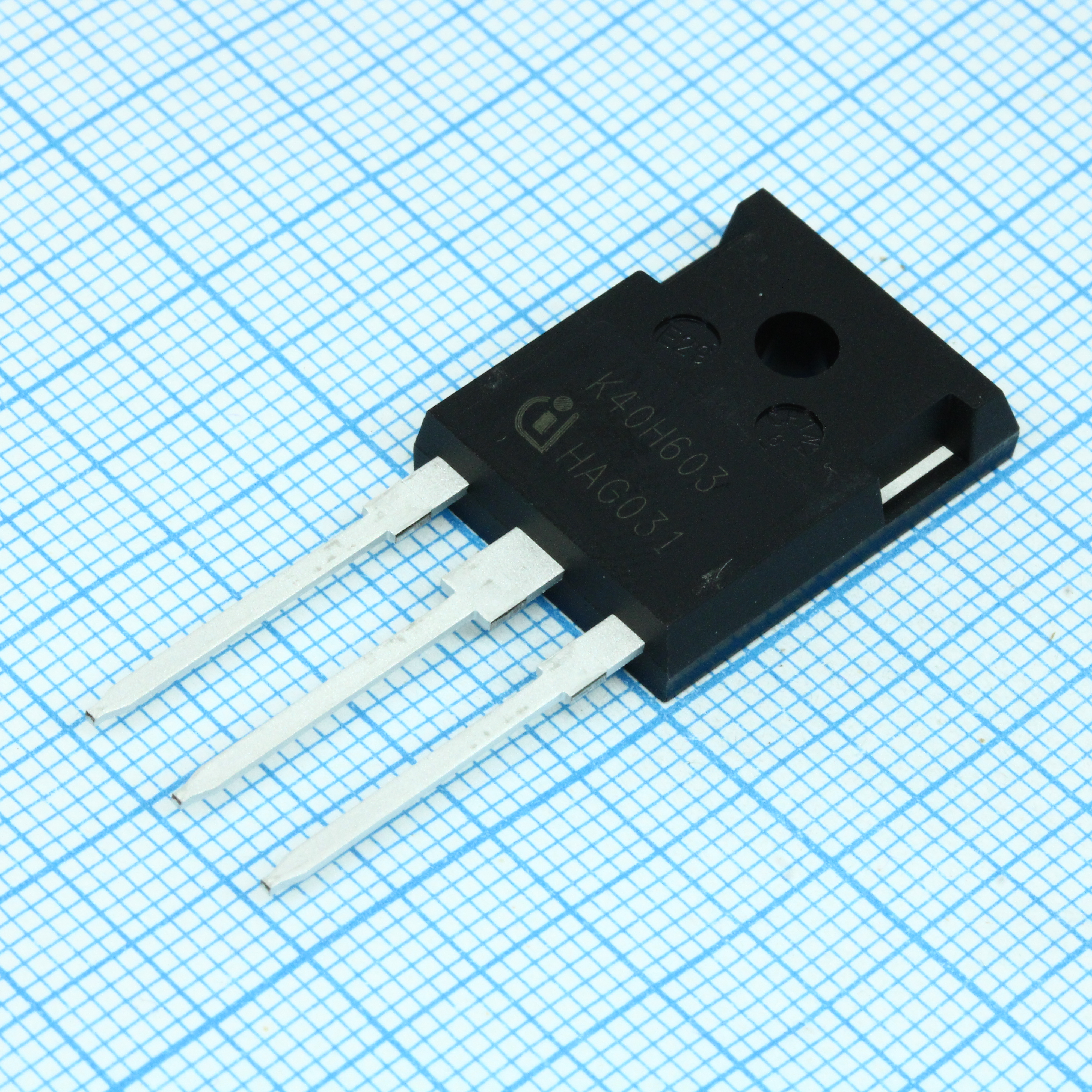 Фото IKW40N60H3FKSA1 Infineon Technologies — IKW40N60H3FKSA1 — Одиночные IGBT транзисторы — Infineon Technologies