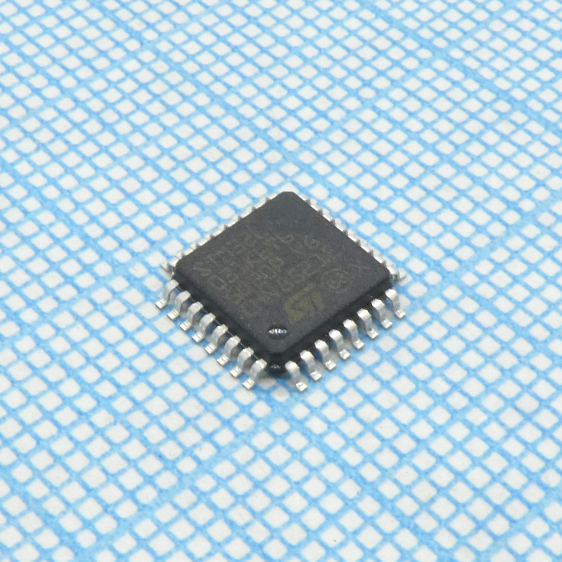 Фото STM32L031K6T6 ST Microelectronics — STM32L031K6T6 — Микроконтроллеры STM — ST Microelectronics