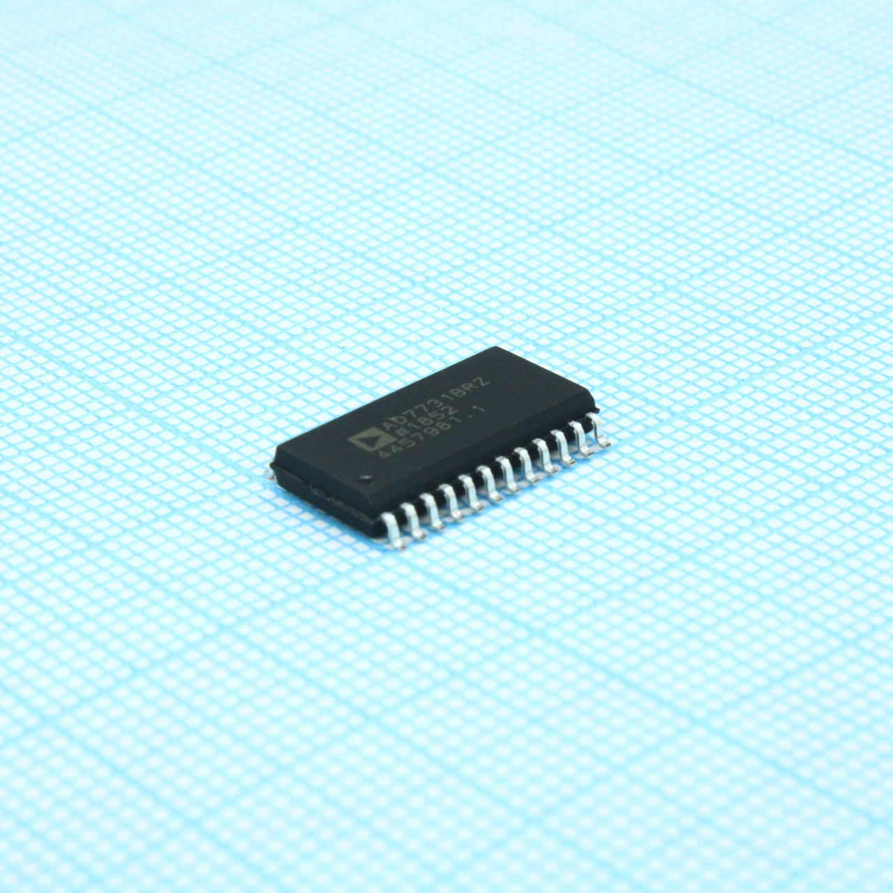 Фото AD7731BRZ Analog Devices, Inc. — AD7731BRZ-REEL7
