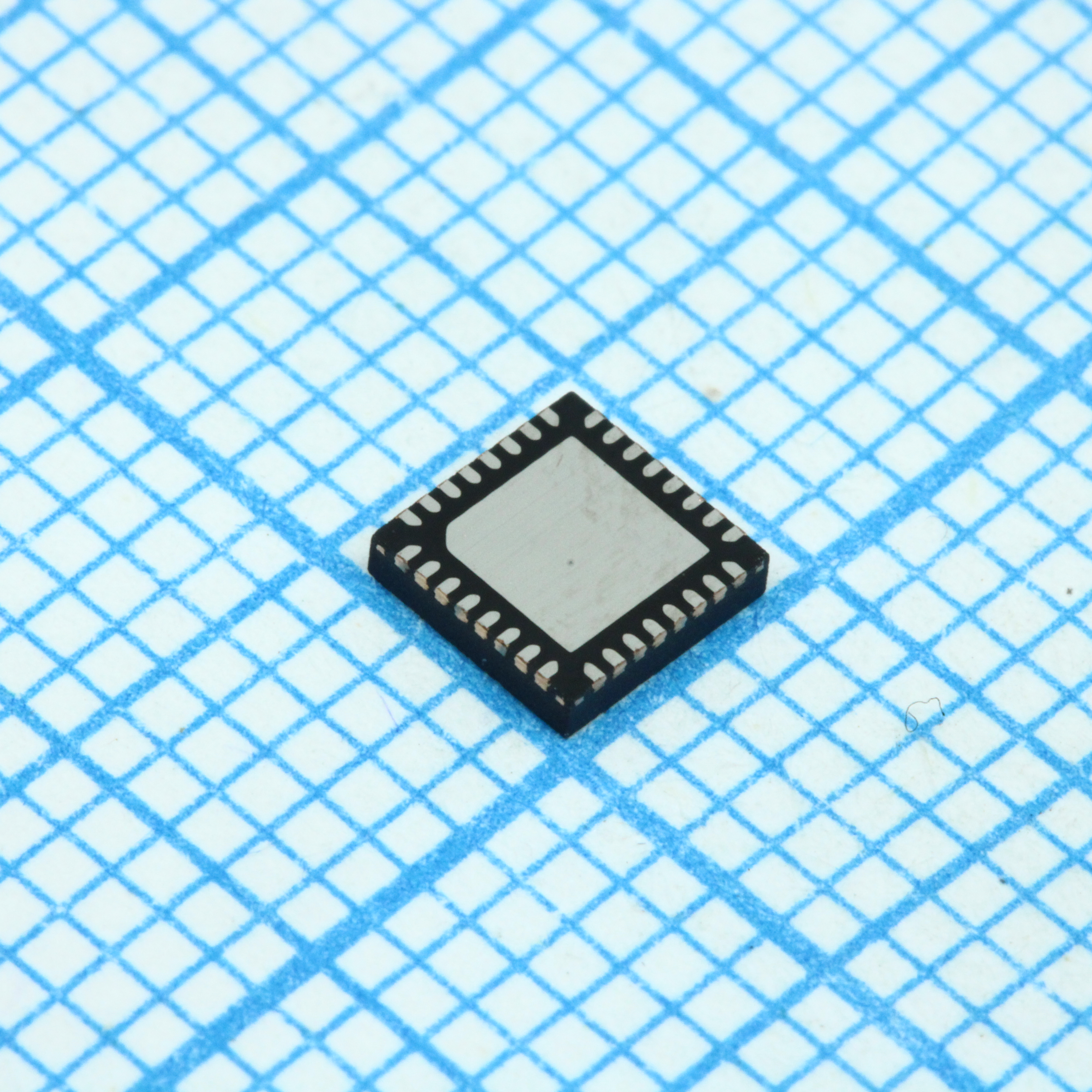Фото TPS65054RSMR Texas Instruments — TPS65054RSMR — Специализированные микросхемы питания — Texas Instruments