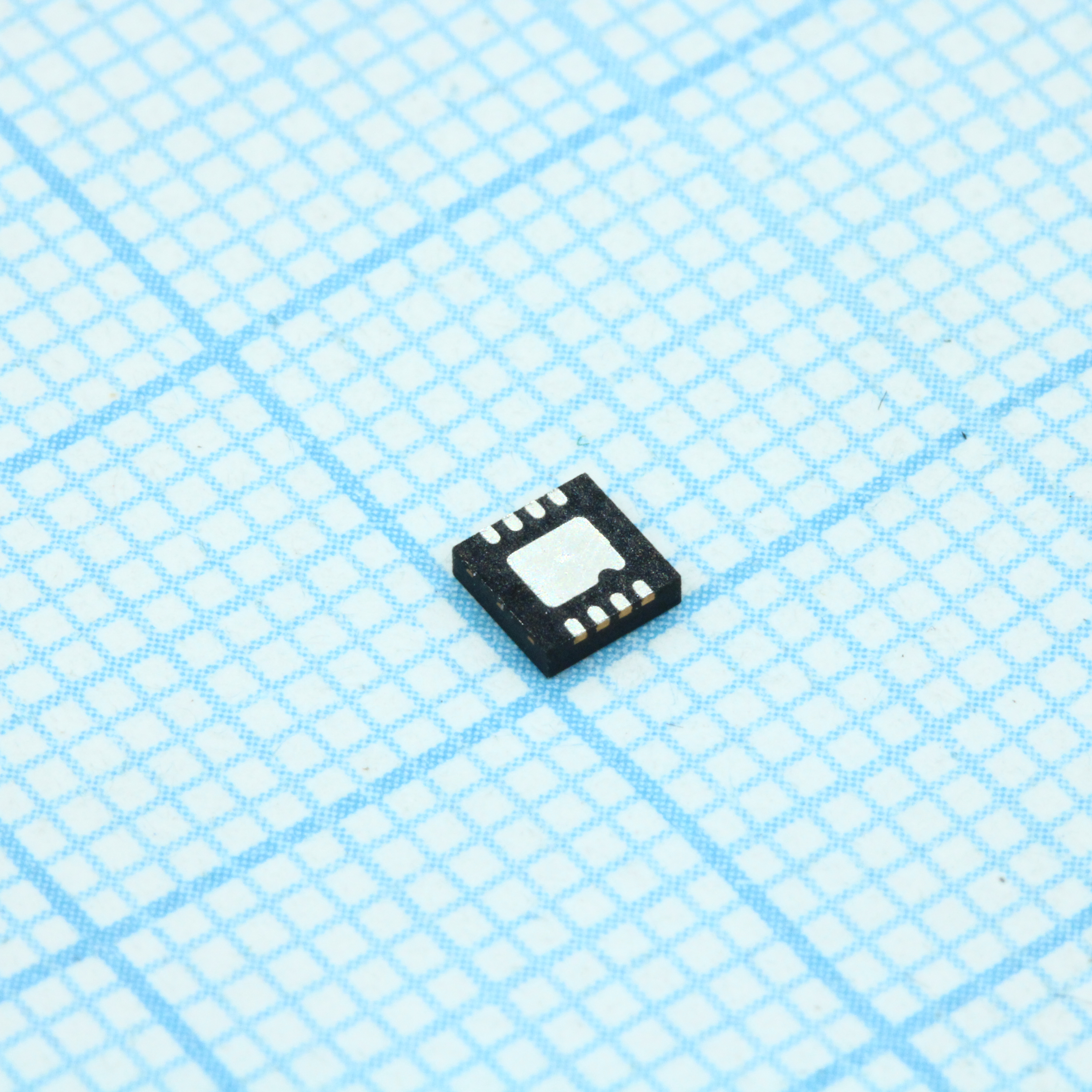 Фото ADP1708ACPZ-R7 Analog Devices, Inc. — ADP1708ACPZ-R7 — Стабилизаторы линейные — Analog Devices, Inc.