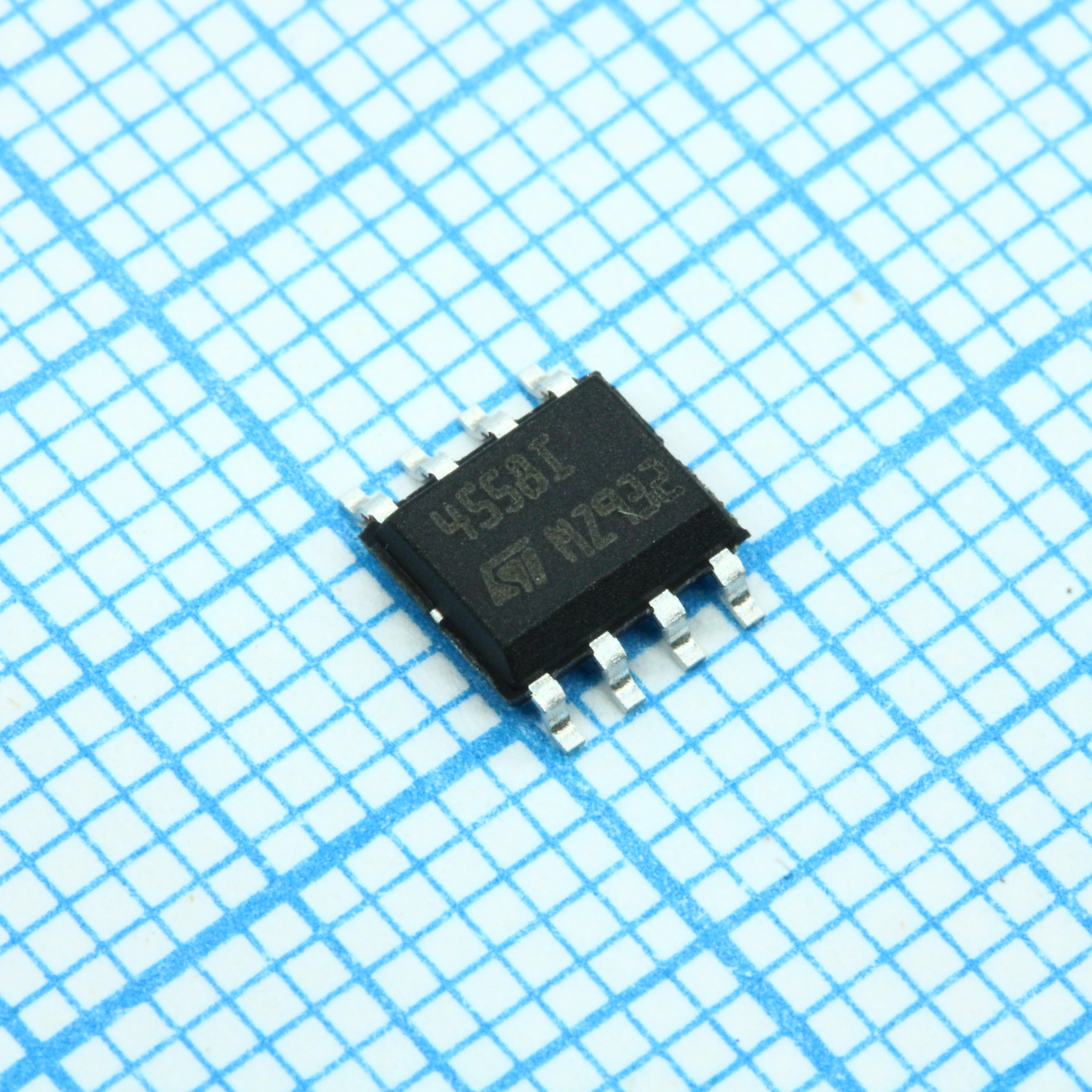Фото MC4558IDT ST Microelectronics — MC4558IDT — Операционные усилители — ST Microelectronics