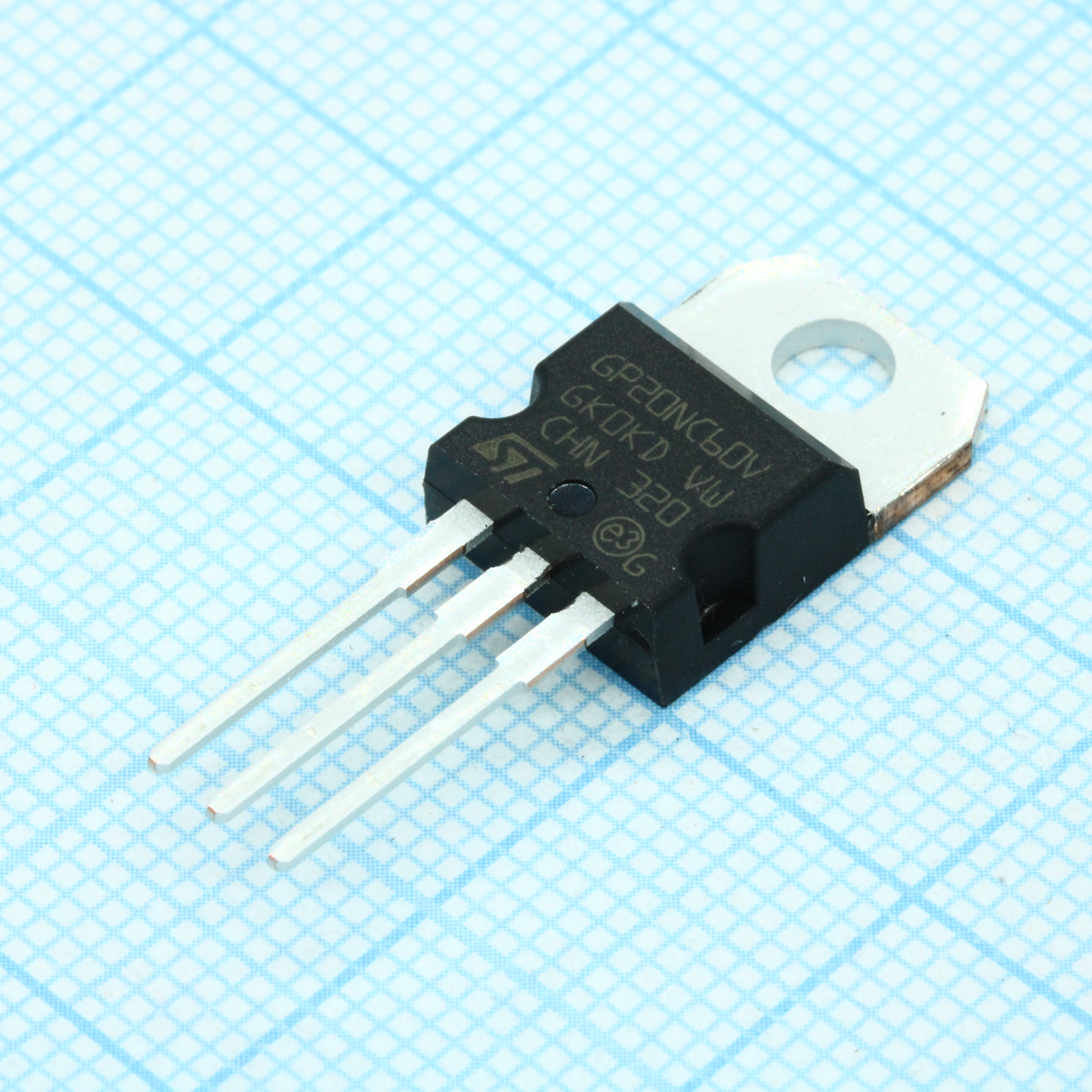 Фото STGP20NC60V ST Microelectronics — STGP20NC60V — Одиночные IGBT транзисторы — ST Microelectronics