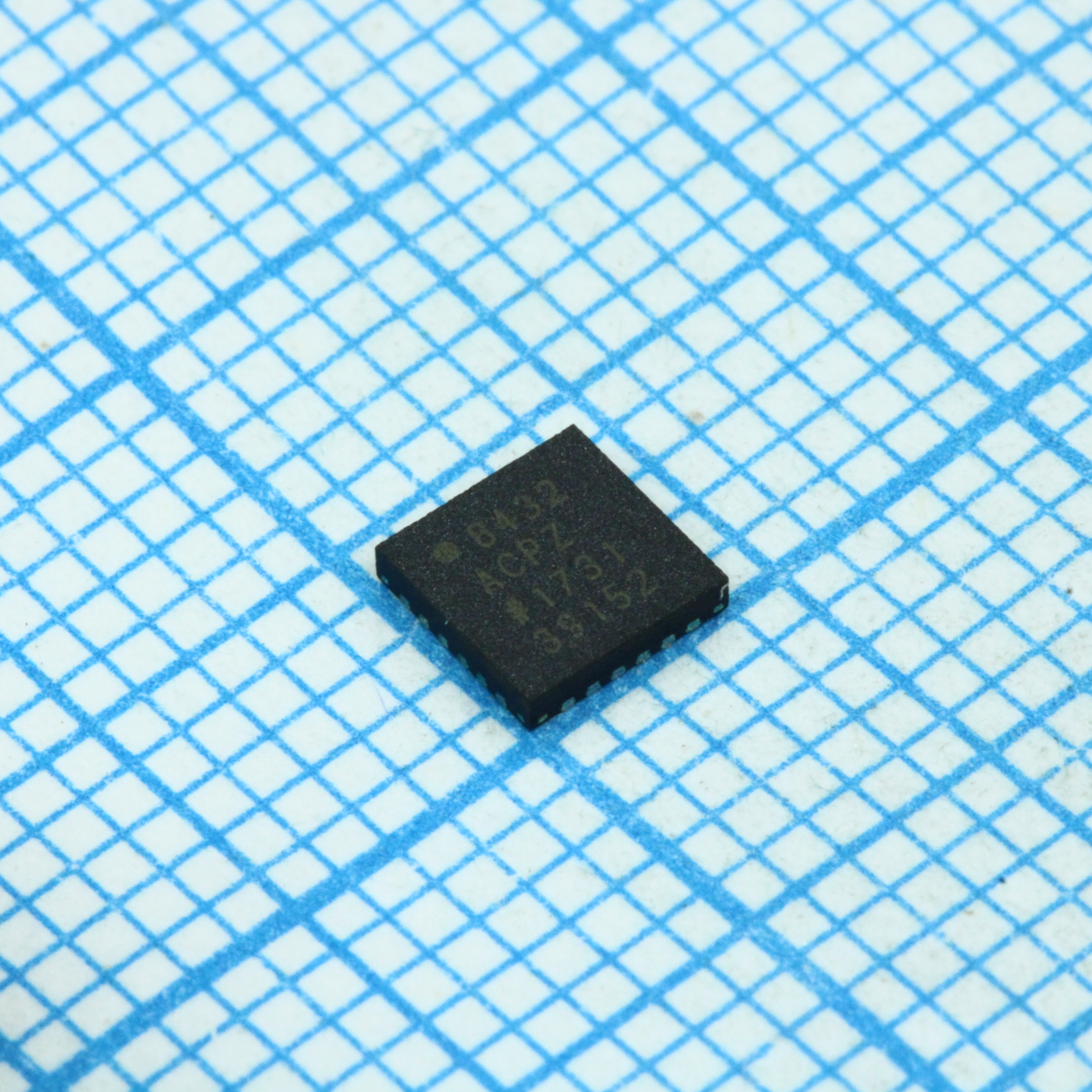 Фото AD8432ACPZ-WP Analog Devices, Inc. — AD8432ACPZ-WP — Инструментальные усилители — Analog Devices, Inc.