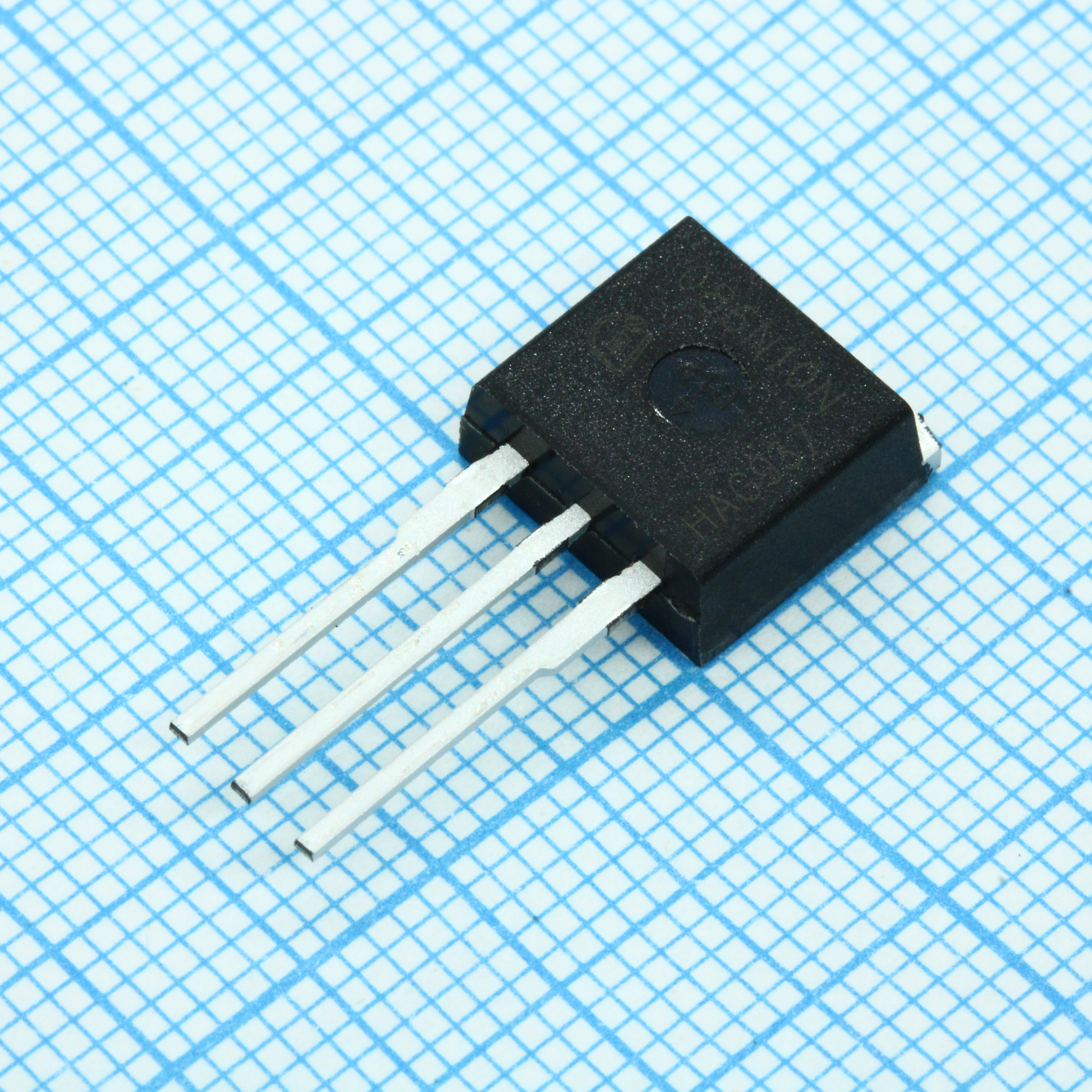 Фото IPI086N10N3GXKSA1 Infineon Technologies — IPI086N10N3GXKSA1 — Одиночные MOSFET транзисторы — Infineon Technologies