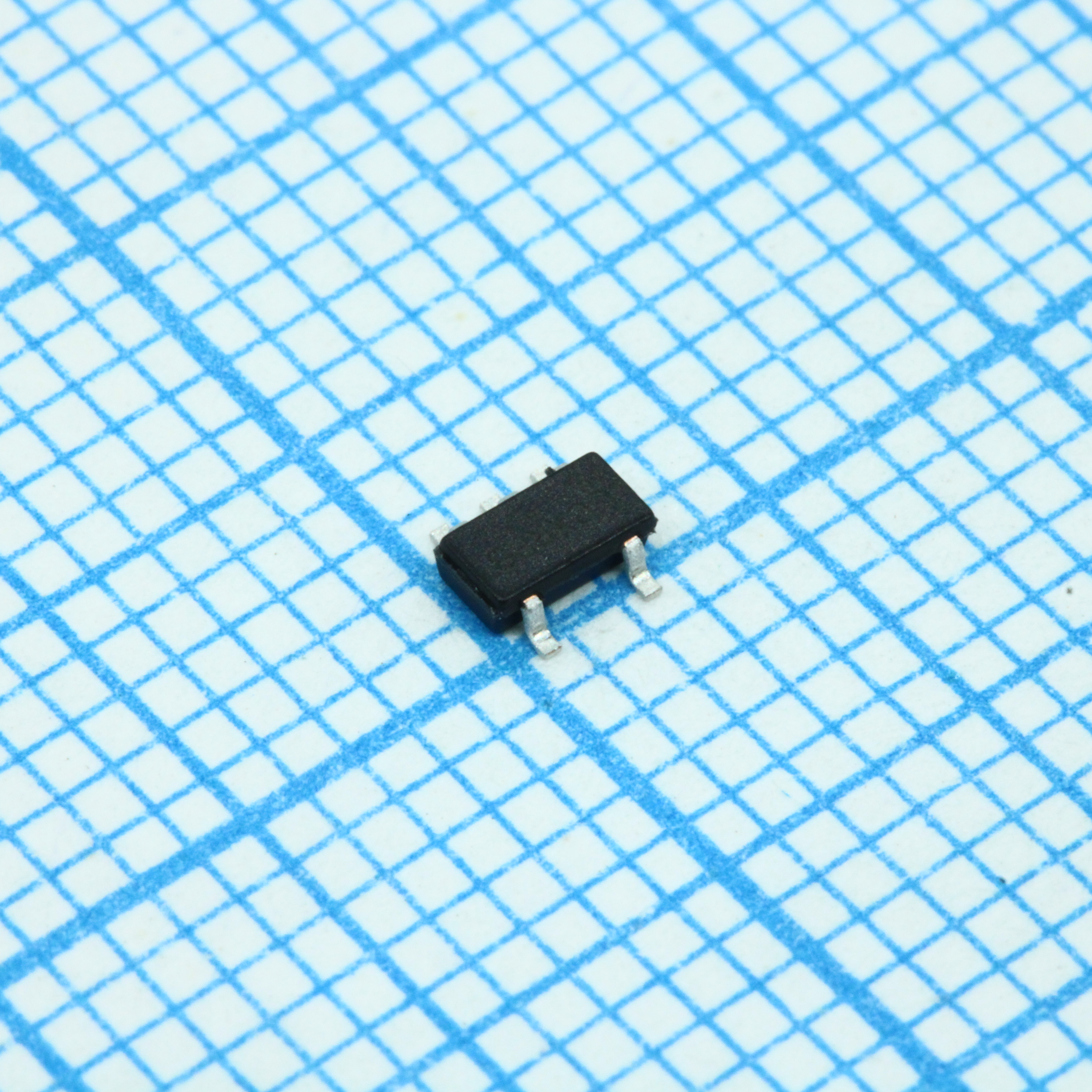 Фото NCP114ASN270T1G ON Semiconductor — NCP114ASN270T1G — Стабилизаторы линейные — ON Semiconductor