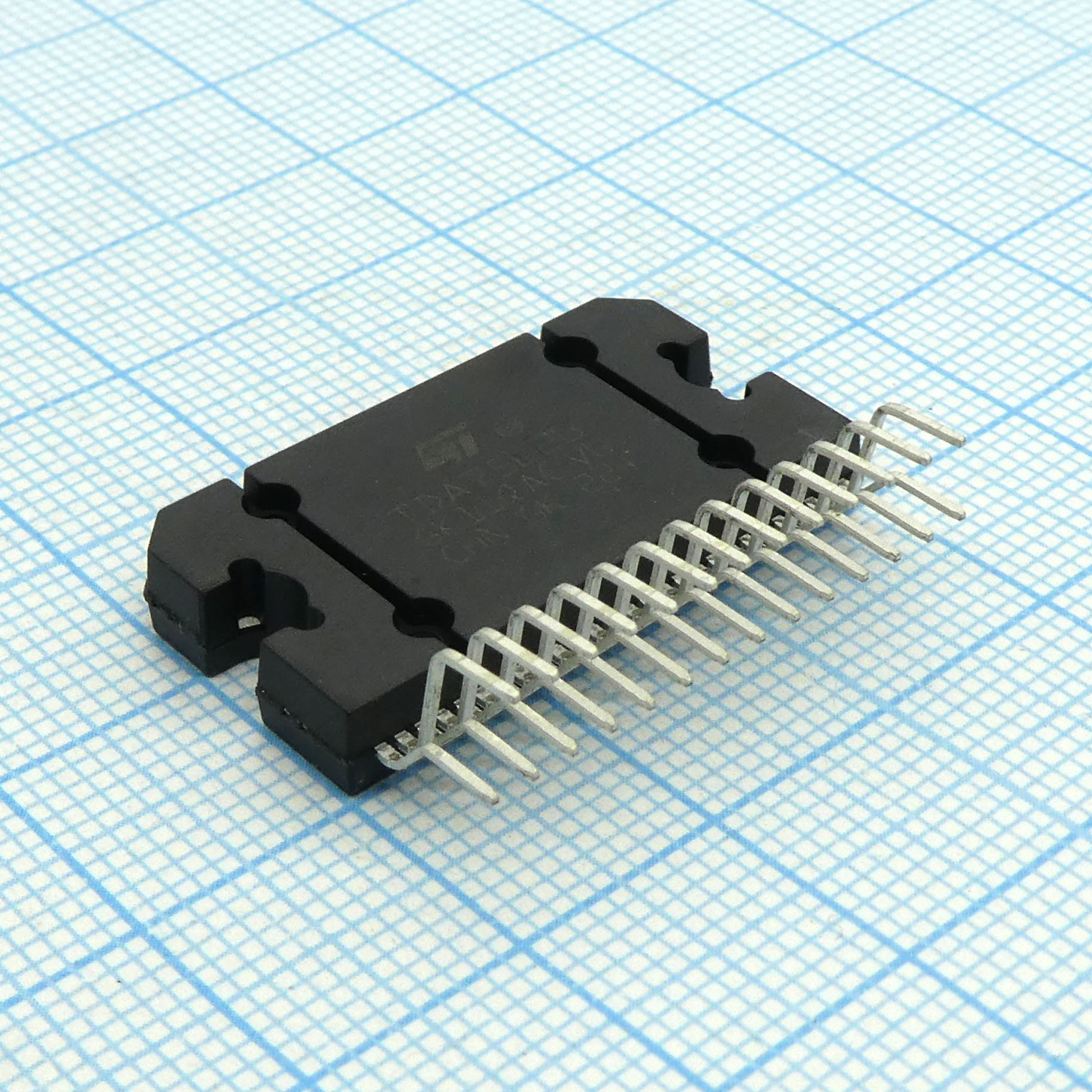 Фото TDA7562 ST Microelectronics — TDA7562B