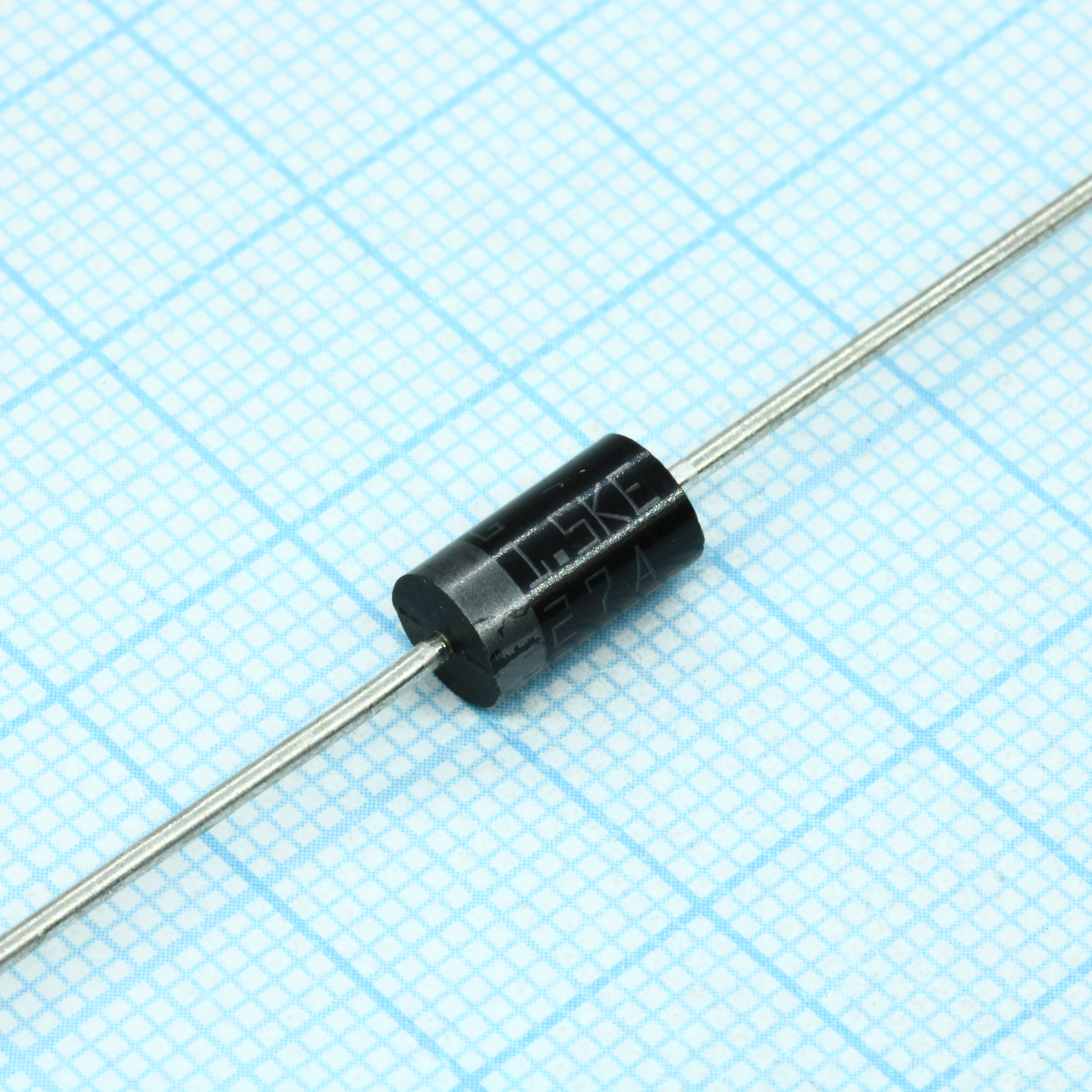 Фото 1.5KE 27A ST Microelectronics — 1.5KE27A — Диоды защиты от перенапряжения (TVS) — ST Microelectronics
