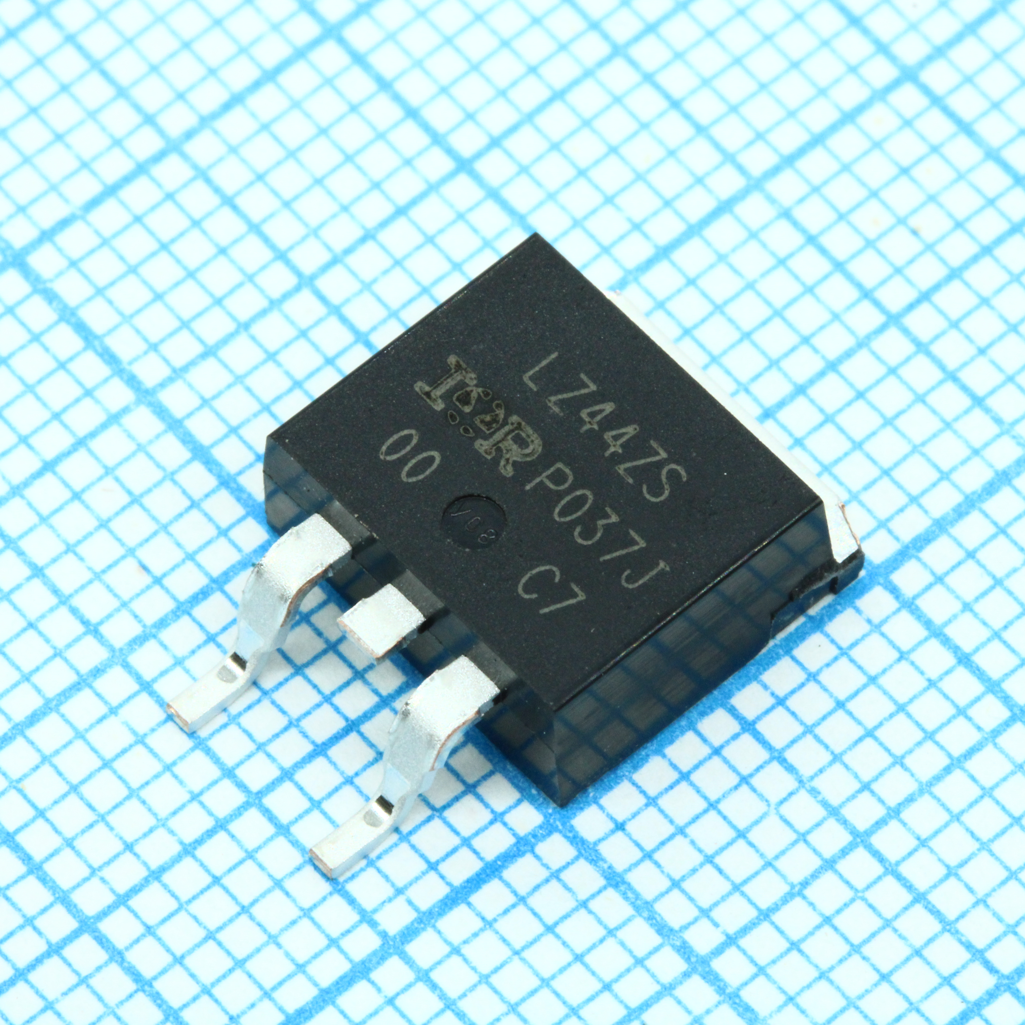 Фото IRLZ44ZSTRLPBF Infineon Technologies — IRLZ44ZSTRLPBF — Одиночные MOSFET транзисторы — Infineon Technologies