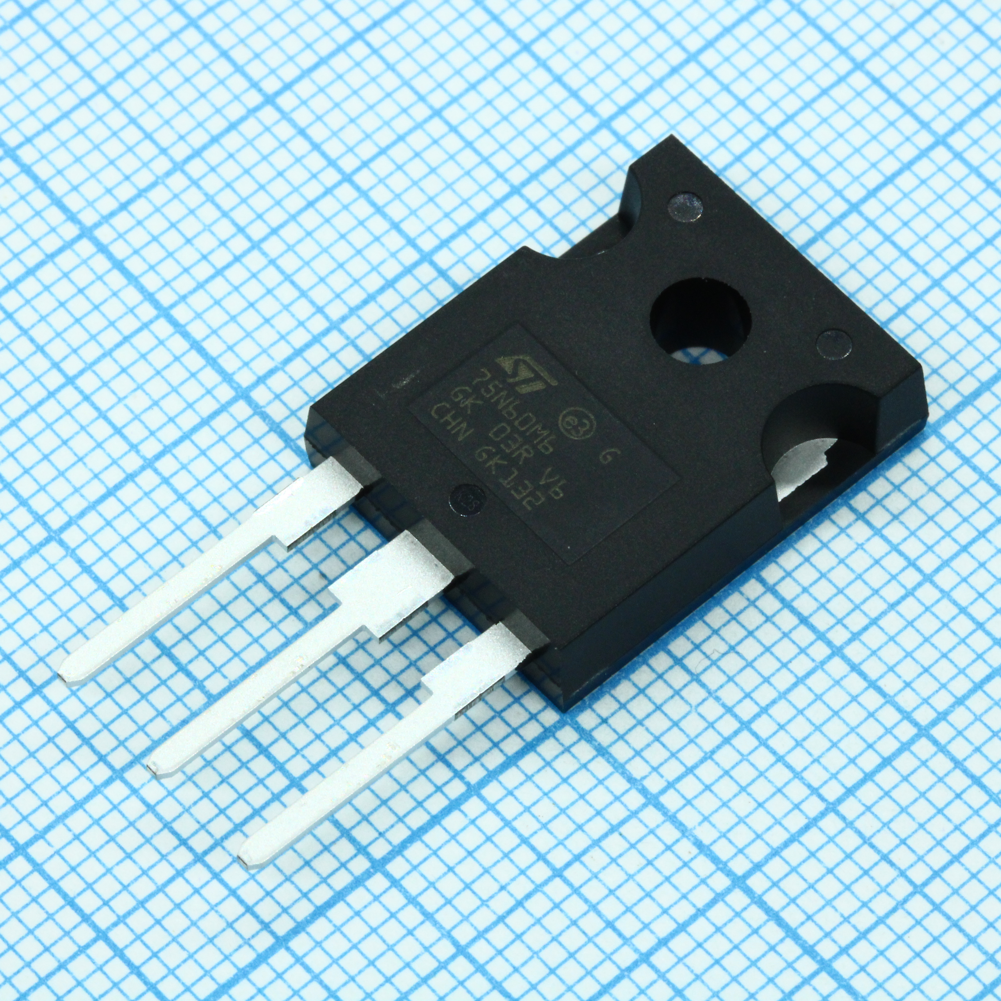 Фото STW75N60M6 ST Microelectronics — STW75N60M6 — Одиночные MOSFET транзисторы — ST Microelectronics