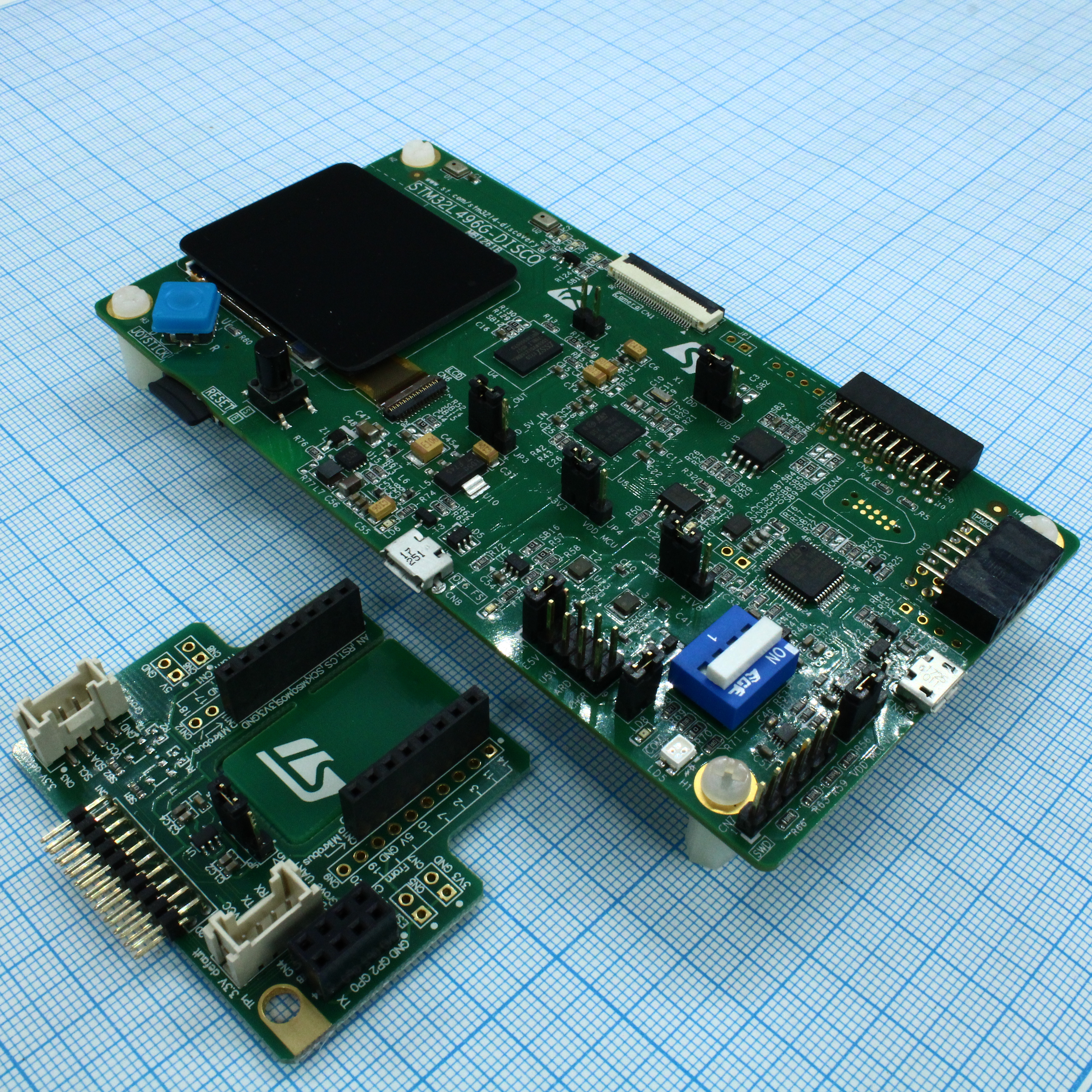 Фото STM32L496G-DISCO ST Microelectronics — STM32L496G-DISCO — Оценочные и отладочные платы — ST Microelectronics