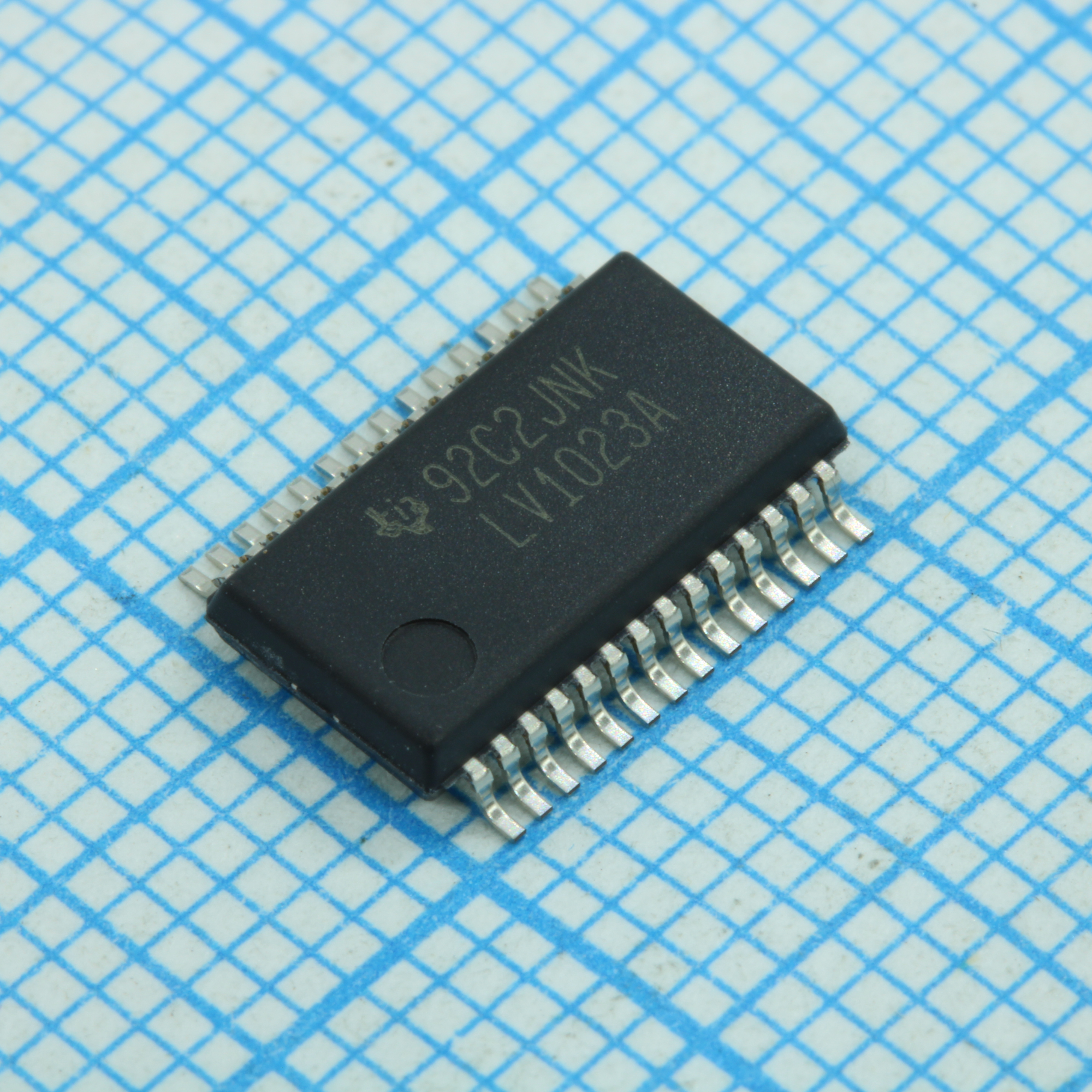 Фото SN65LV1023ADBR Texas Instruments — SN65LV1023ADBR — LVDS драйверы, буферы — Texas Instruments