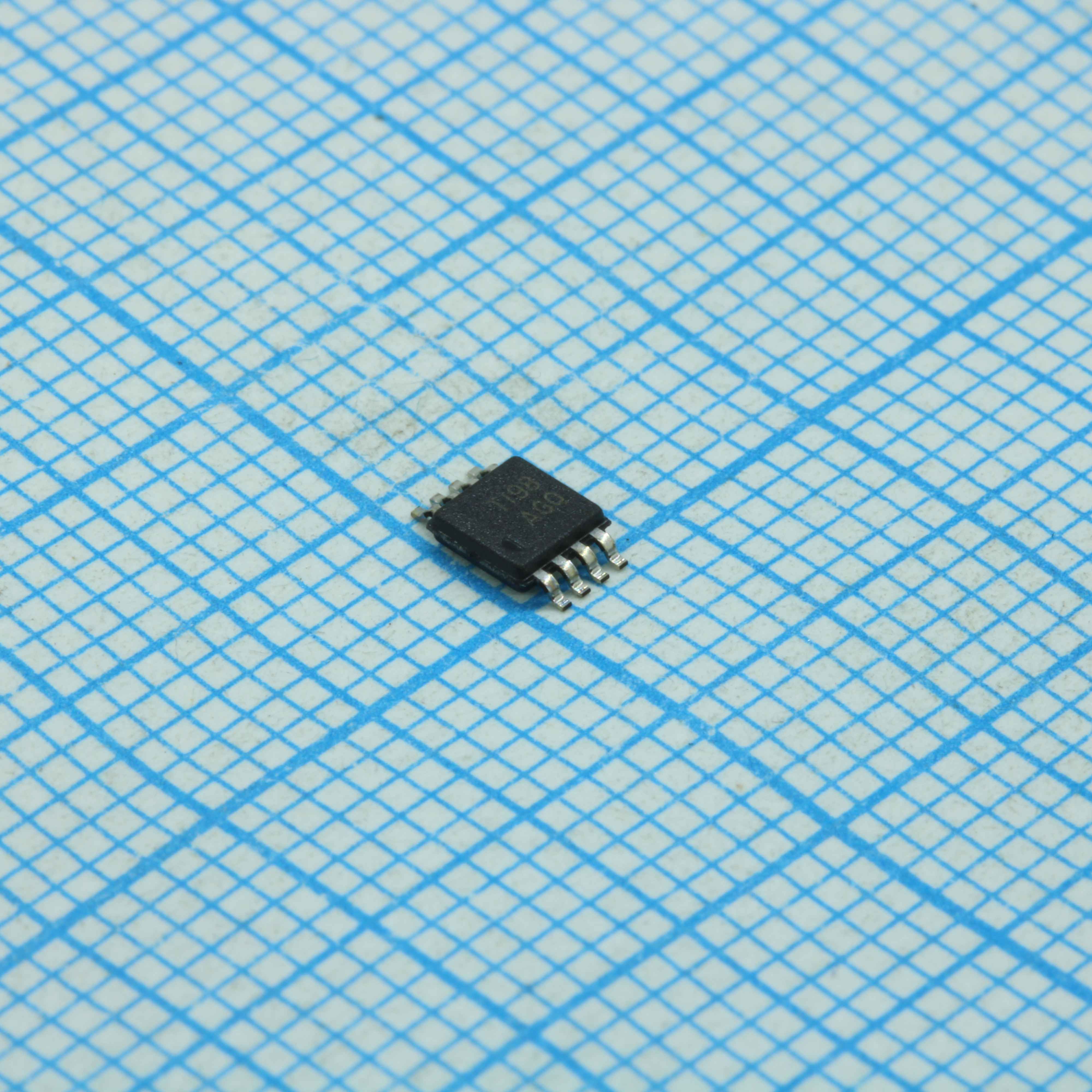 Фото TPS77418DGK Texas Instruments — TPS77418DGK — Стабилизаторы линейные — Texas Instruments
