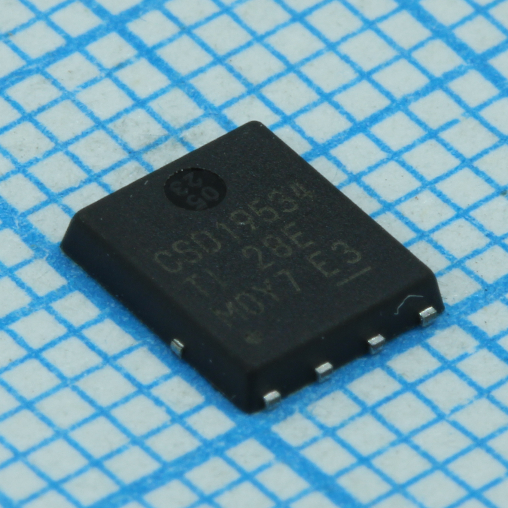 Фото CSD19534Q5AT Texas Instruments — CSD19534Q5AT — Одиночные MOSFET транзисторы — Texas Instruments