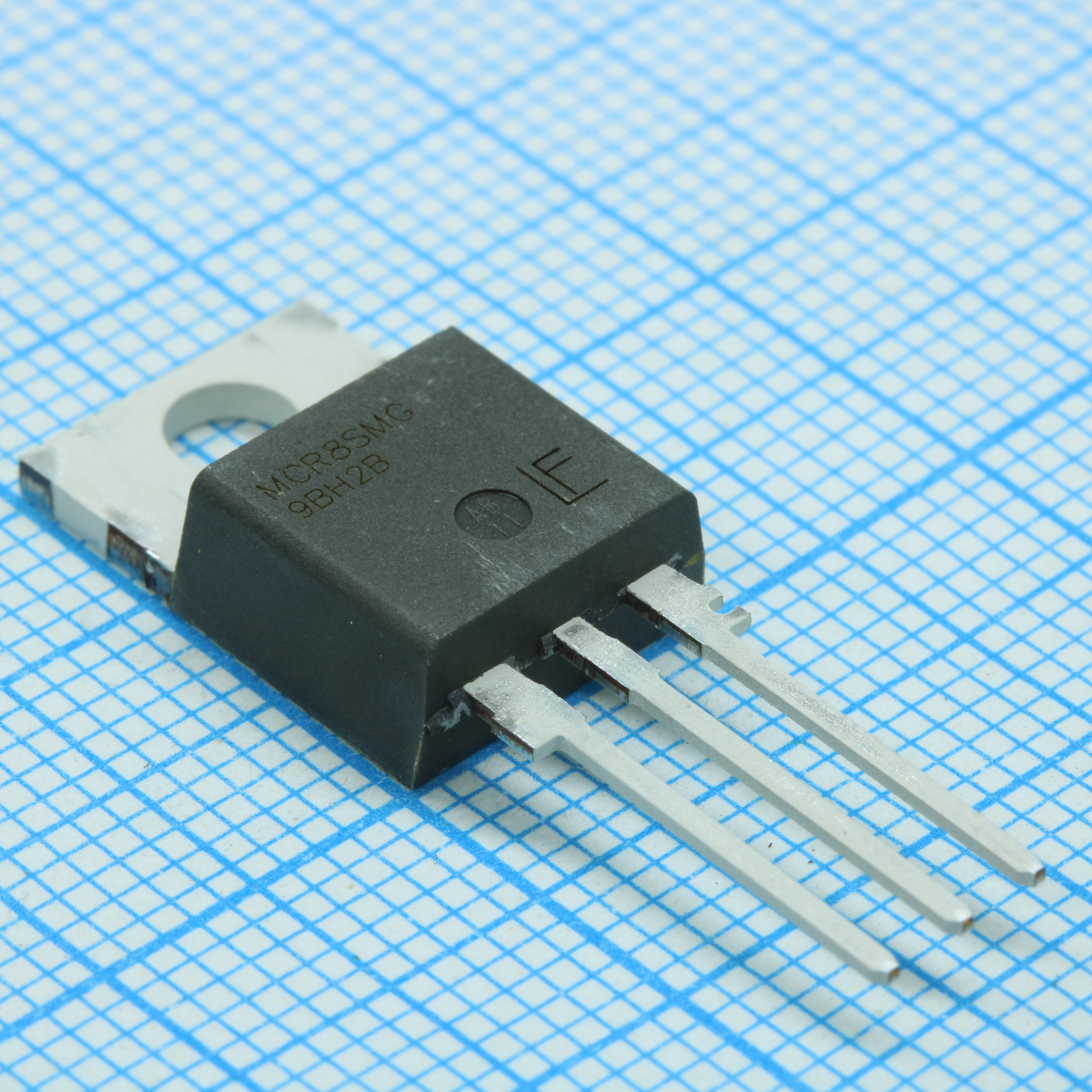 Фото BU407 ON Semiconductor — BU407 — Одиночные биполярные транзисторы — ON Semiconductor