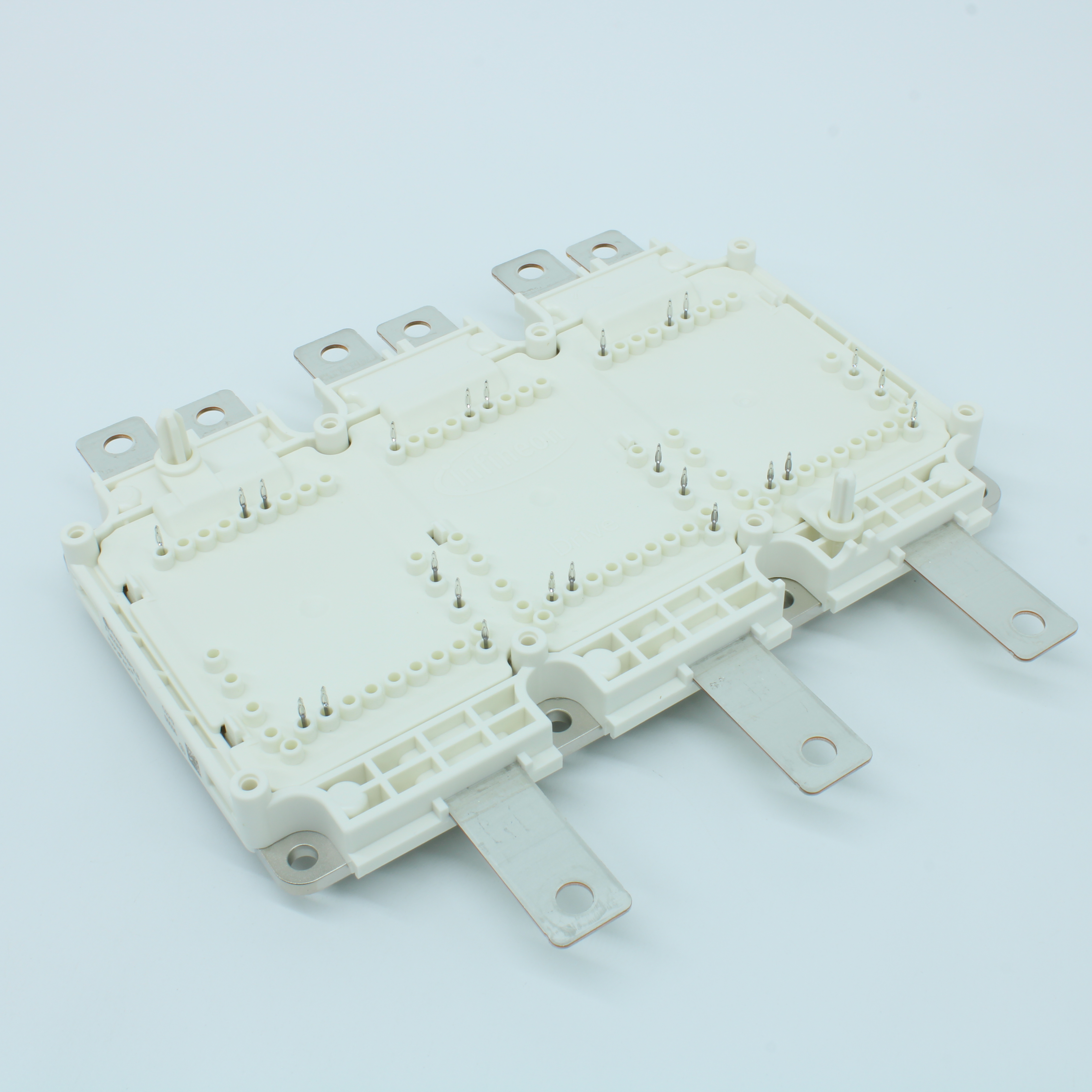 Фото FS820R08A6P2LBBPSA1 Infineon Technologies — FS820R08A6P2LBBPSA1 — Силовые модули IGBT — Infineon Technologies