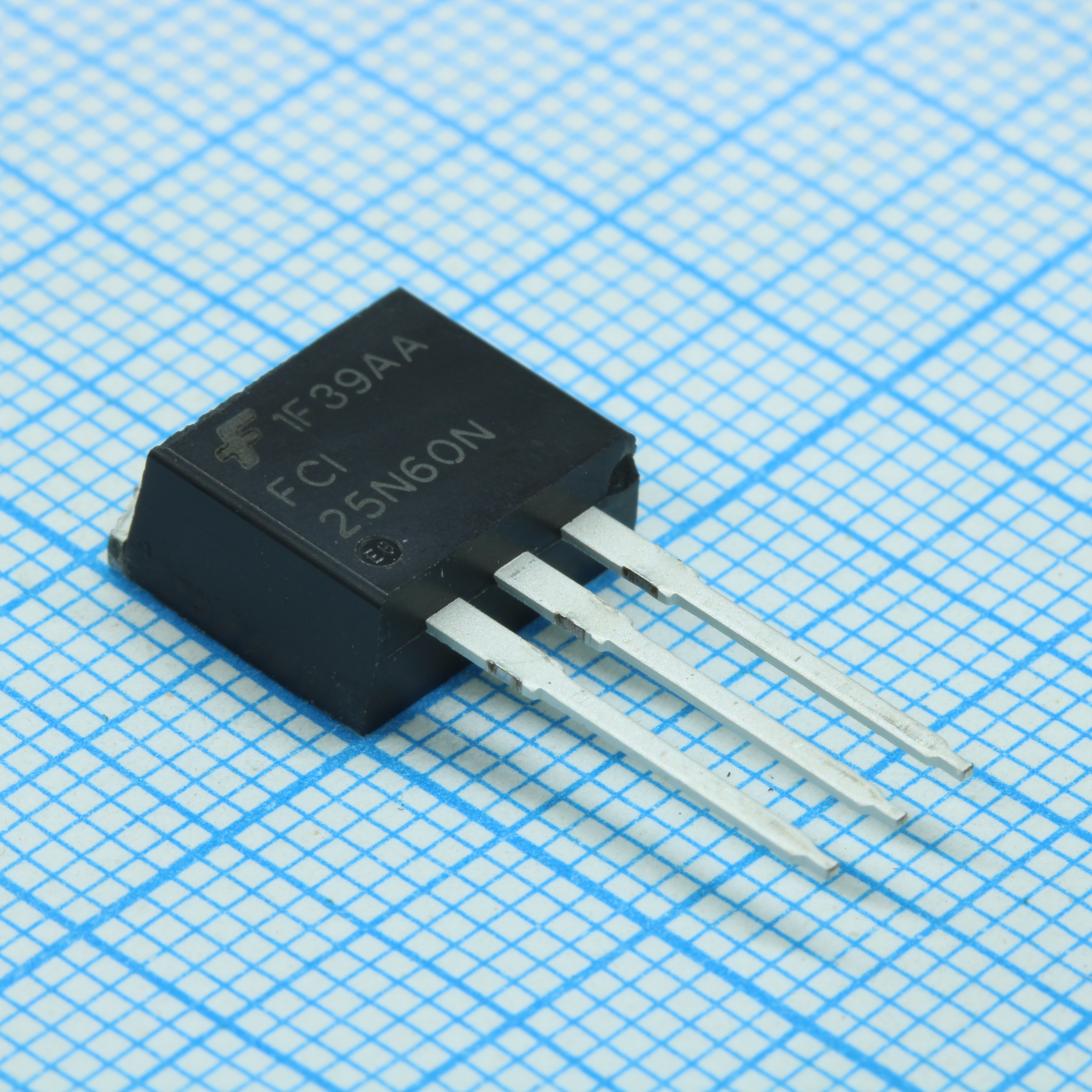 Фото FCI25N60N_F102 ON Semiconductor — FCI25N60N_F102 — Одиночные MOSFET транзисторы — ON Semiconductor