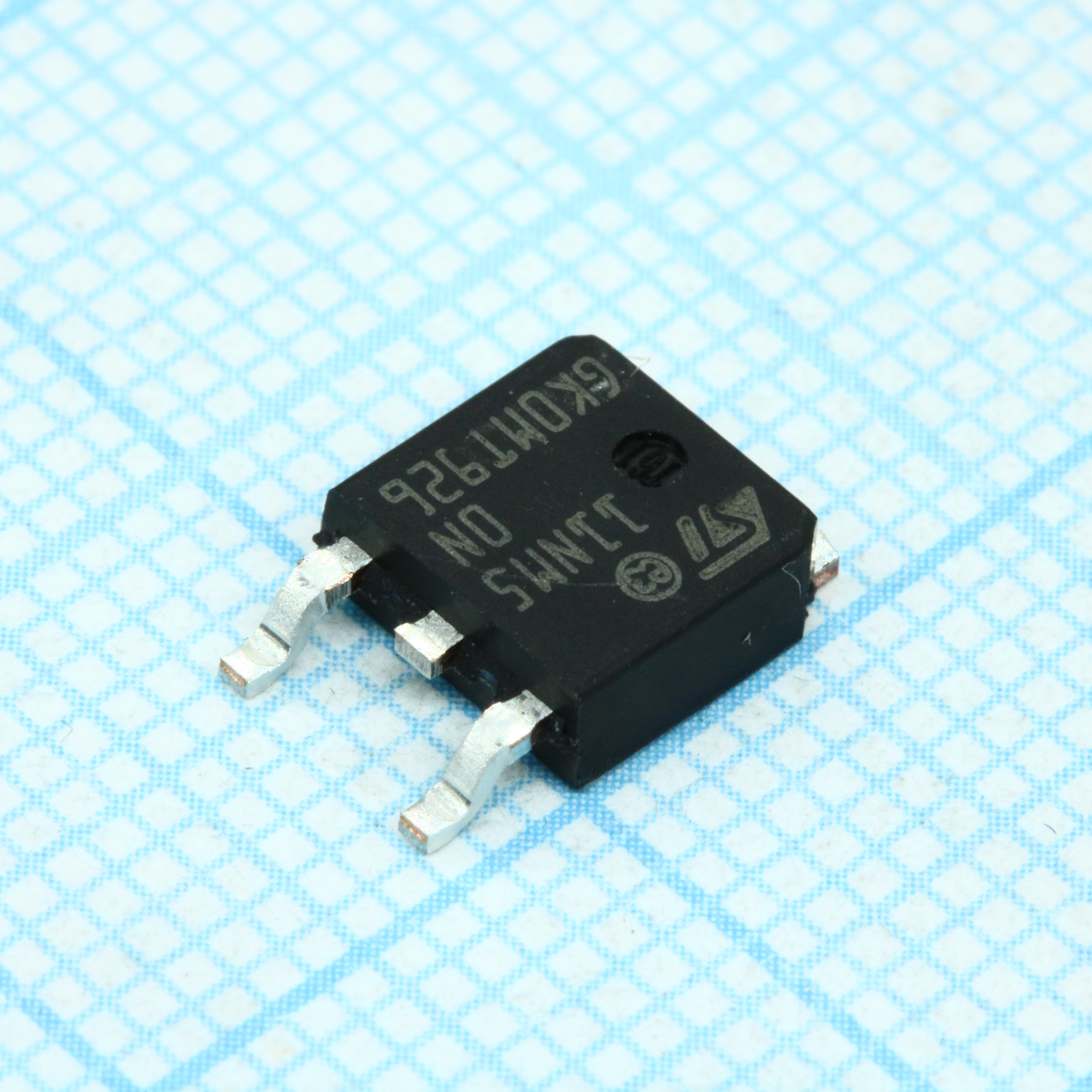 Фото STD11NM50N ST Microelectronics — STD11NM50N — Одиночные MOSFET транзисторы — ST Microelectronics