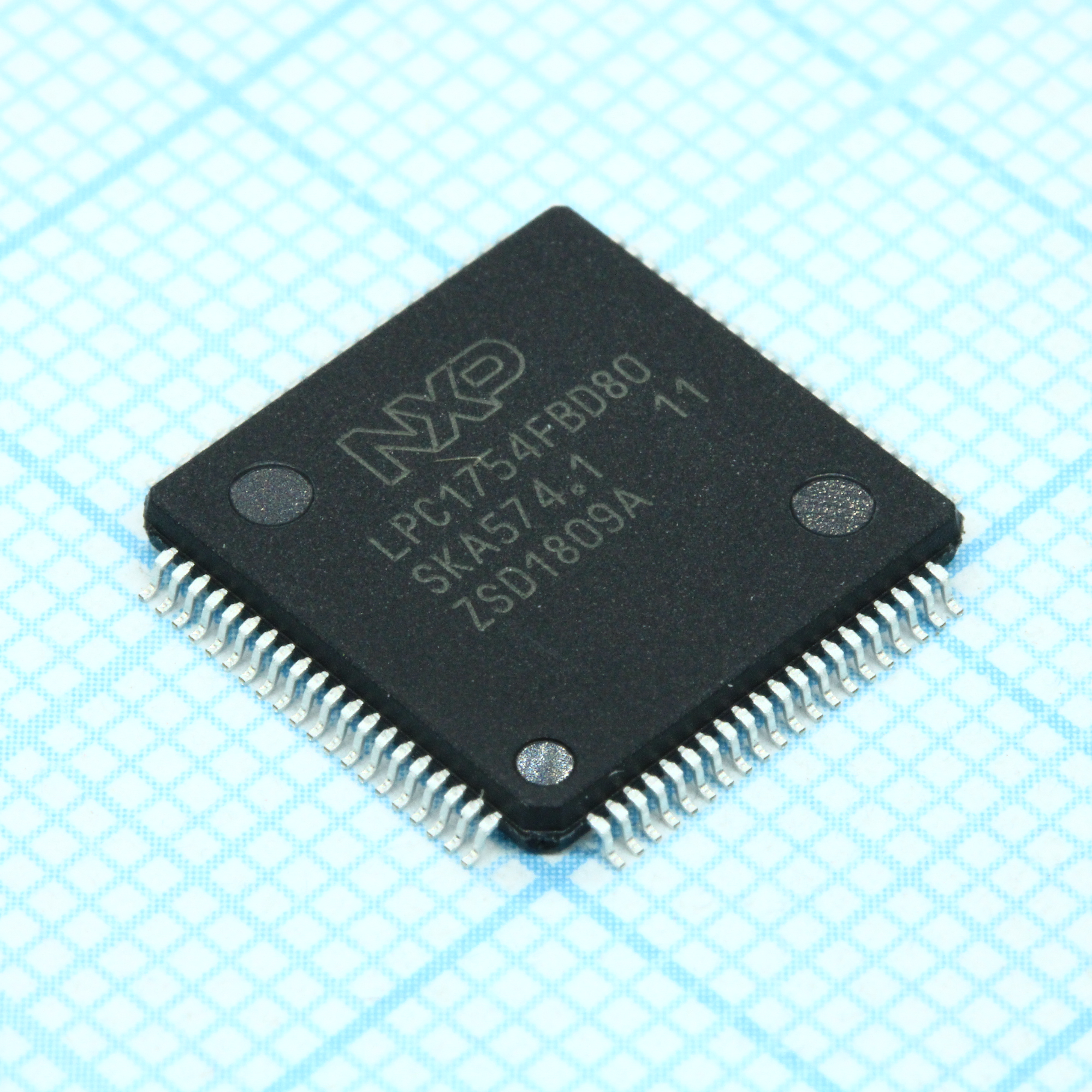 Фото LPC1754FBD80 NXP / Philips — LPC1754FBD80,551