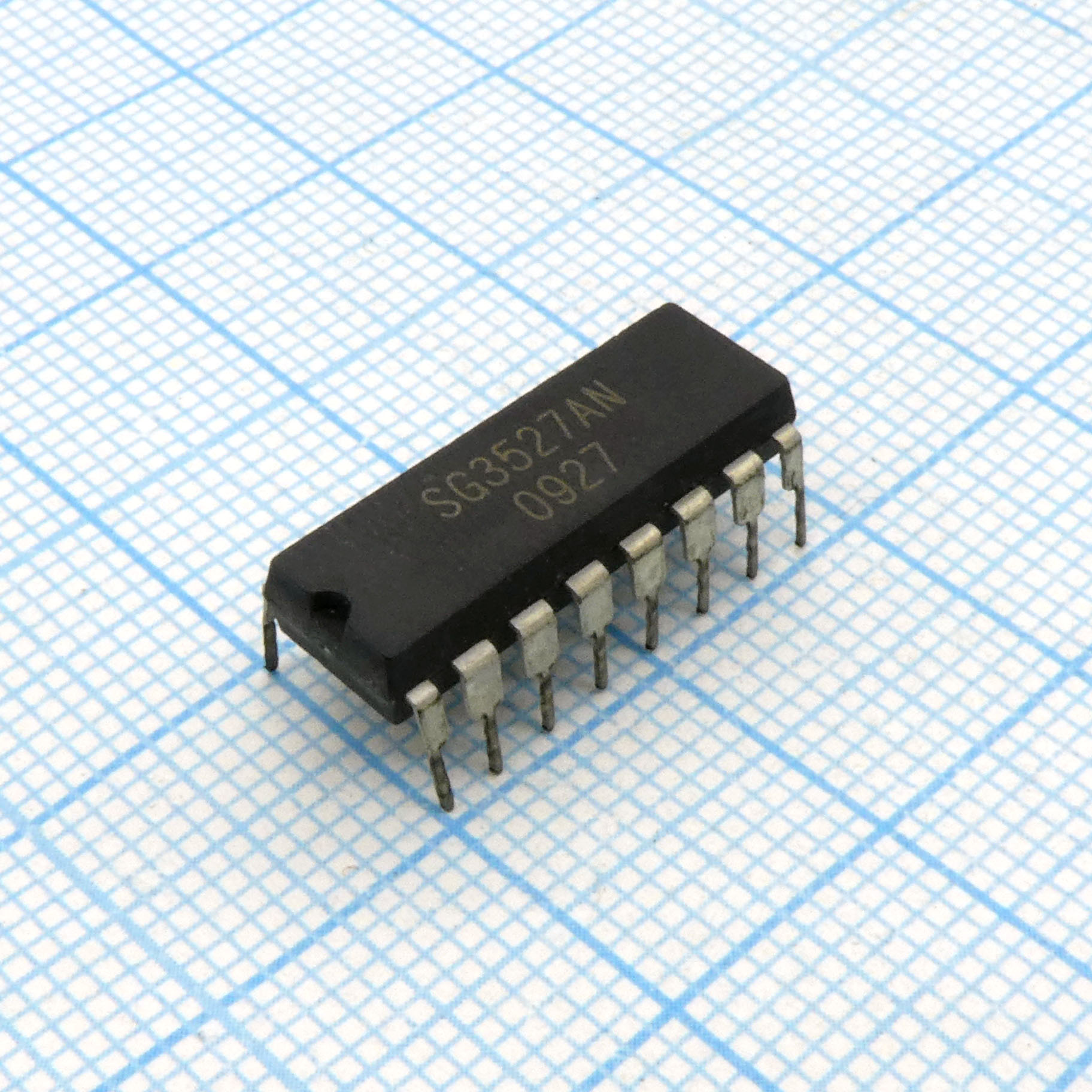Фото SG3527AN ON Semiconductor — SG3527AN — ШИМ (PWM) контроллеры — ON Semiconductor