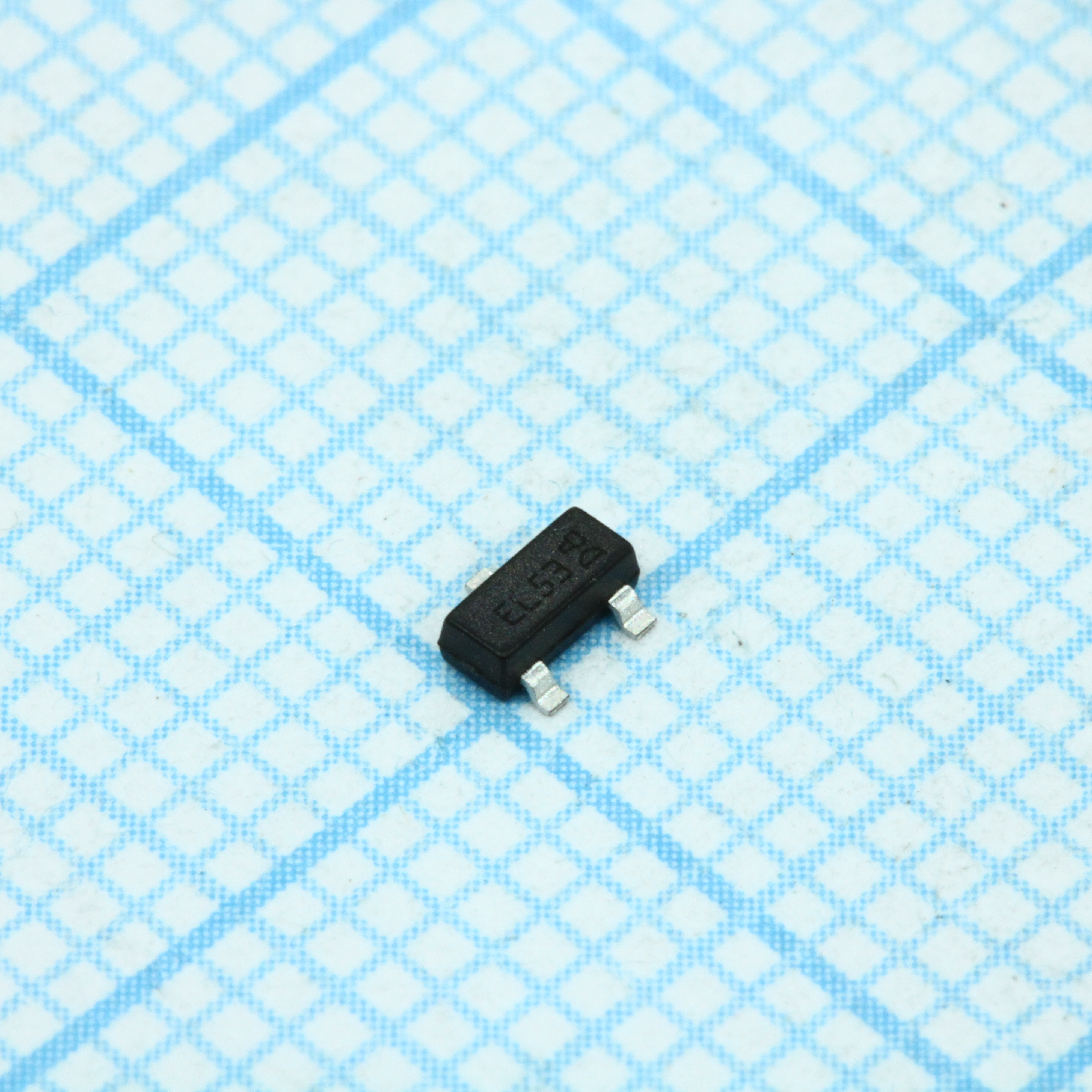 Фото ESDA5V3L ST Microelectronics — ESDA5V3L — Сборки ESD диодов — ST Microelectronics