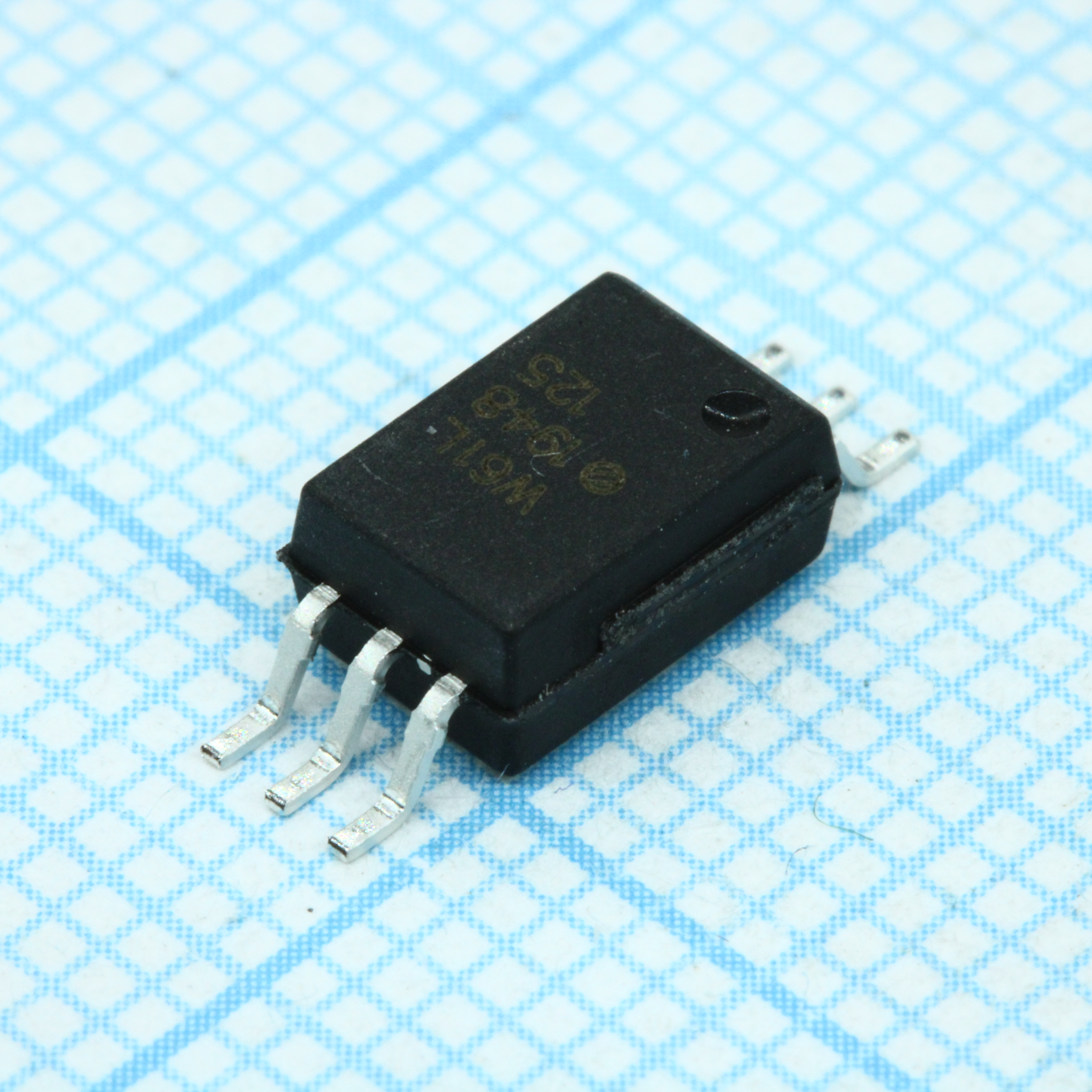 Фото ACPL-W61L-000E Broadcom — ACPL-W61L-000E — Оптопары с логическим выходом — Broadcom